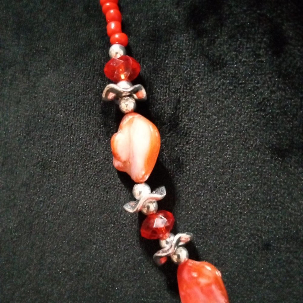 Womens Fashion Chunky Rhinestones & Shell Beaded Red Pendant Collar Necklace