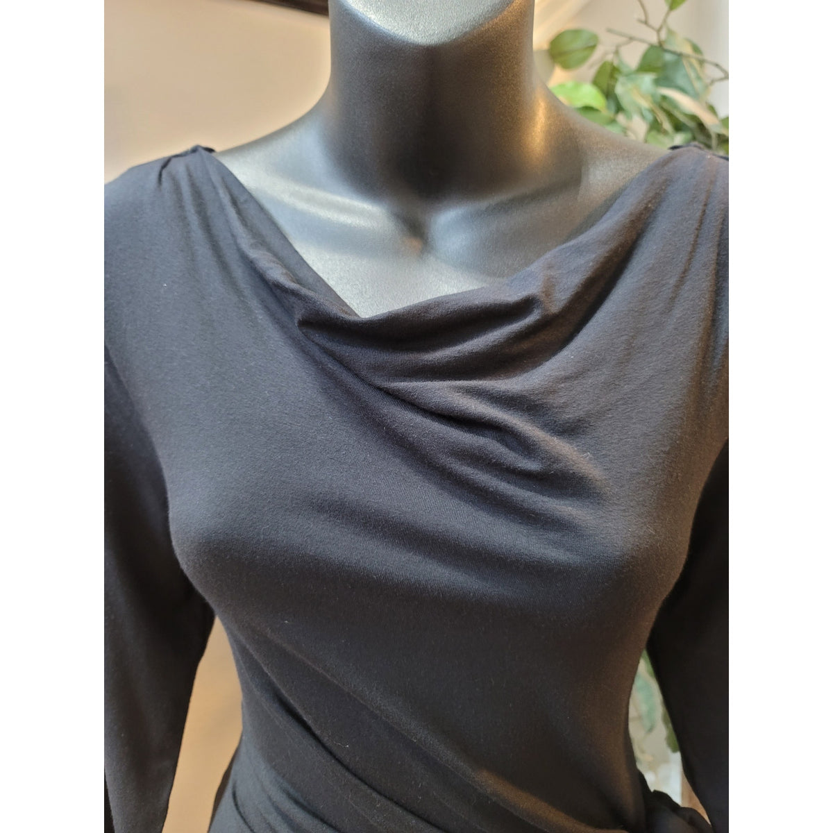 Ann Taylor Wrap Dress Women's Size XS Black Long Sleeves Cocktail Party
