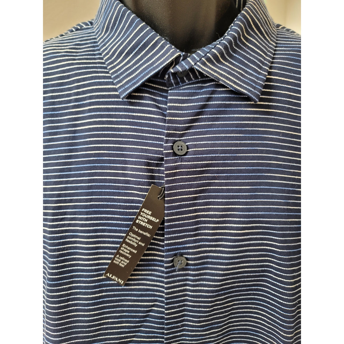 Alfani Button-Up Shirt Men's Size X-Large Blue Stripes 100% Cotton Long Sleeves