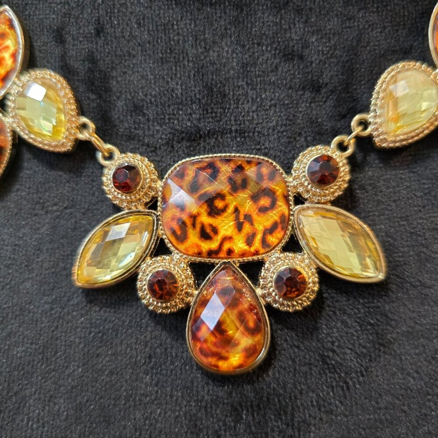 Womens Leopards Amber Crystal Stone Gold Tone Statement Necklace with Lobster