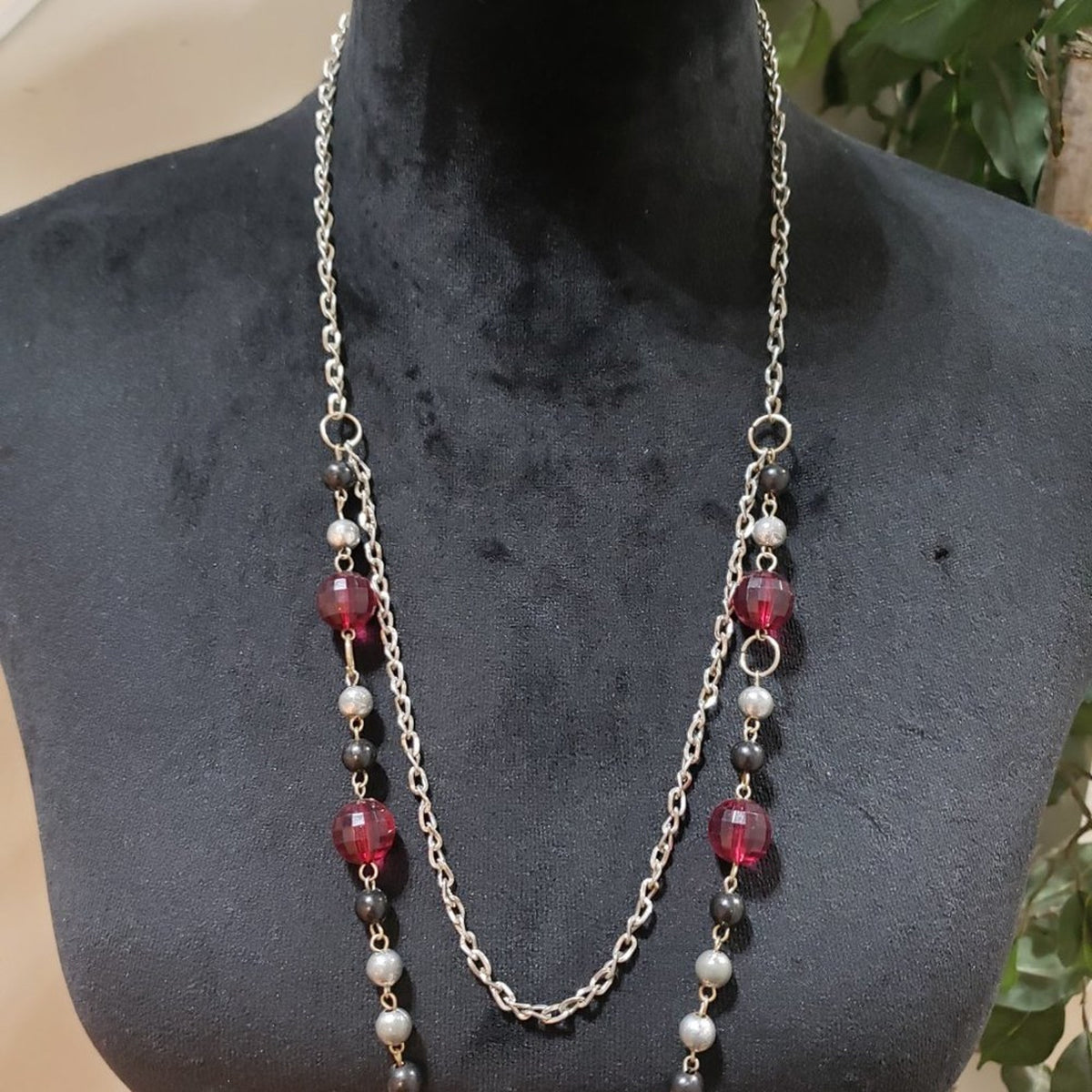 Womens Fashion Red Transparent Silver Bead Layered Garnet Chain Necklace Jewelry