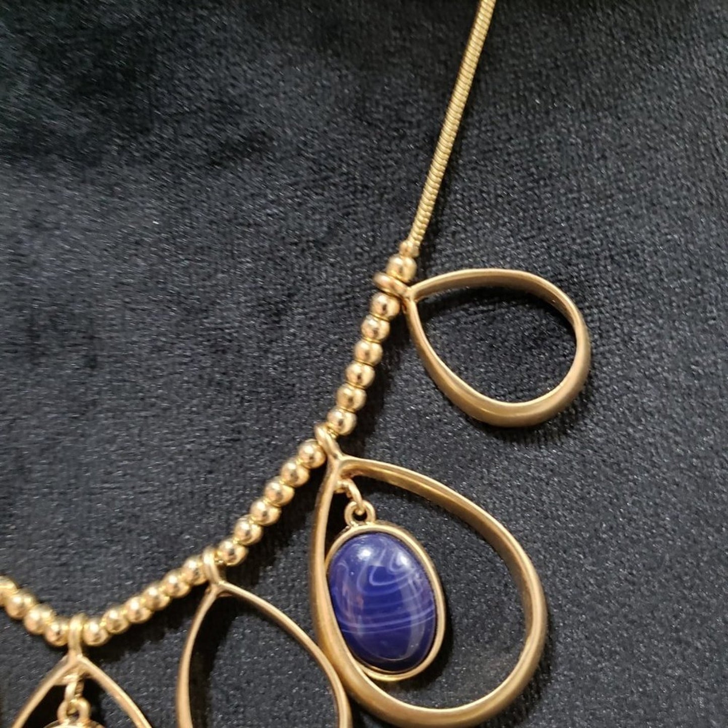 Womens Fashion Blue Color Faceted Gemstone Gold Tone Beaded Statement Necklace