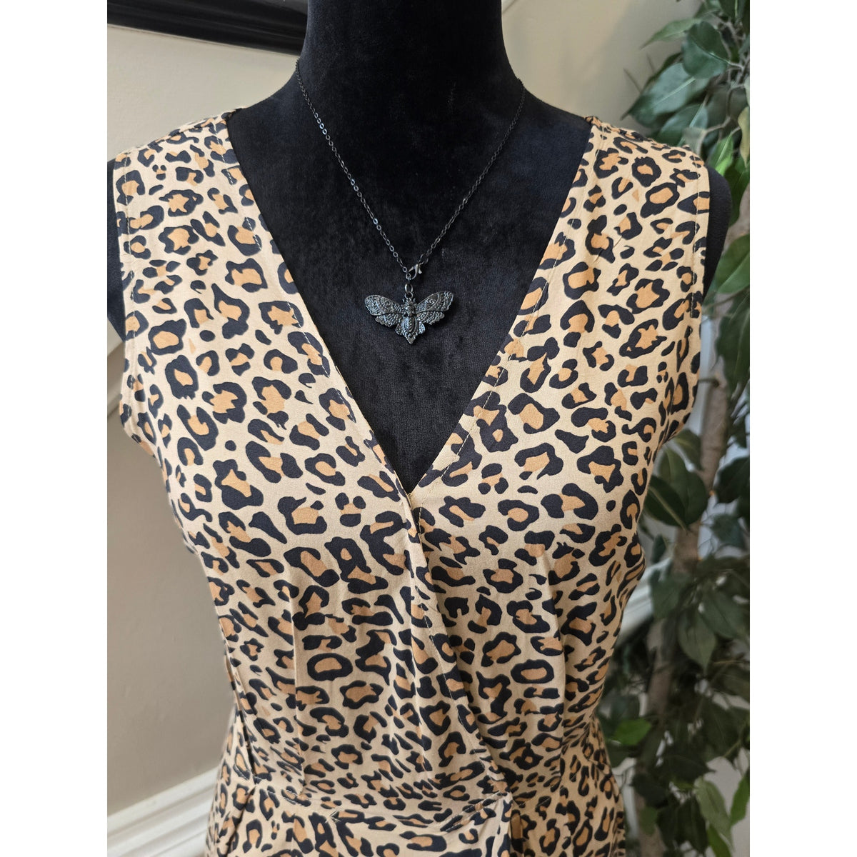 Beachlunchlounge Midi Dress Women Large Black/Brown Leopard Print V-Neck Pleated