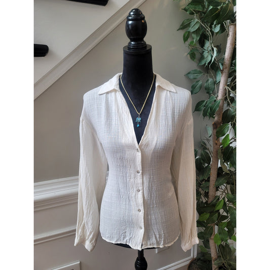 ZARA Blouse Women’s XS White Button Down Long Sleeve Semi-Sheer Textured