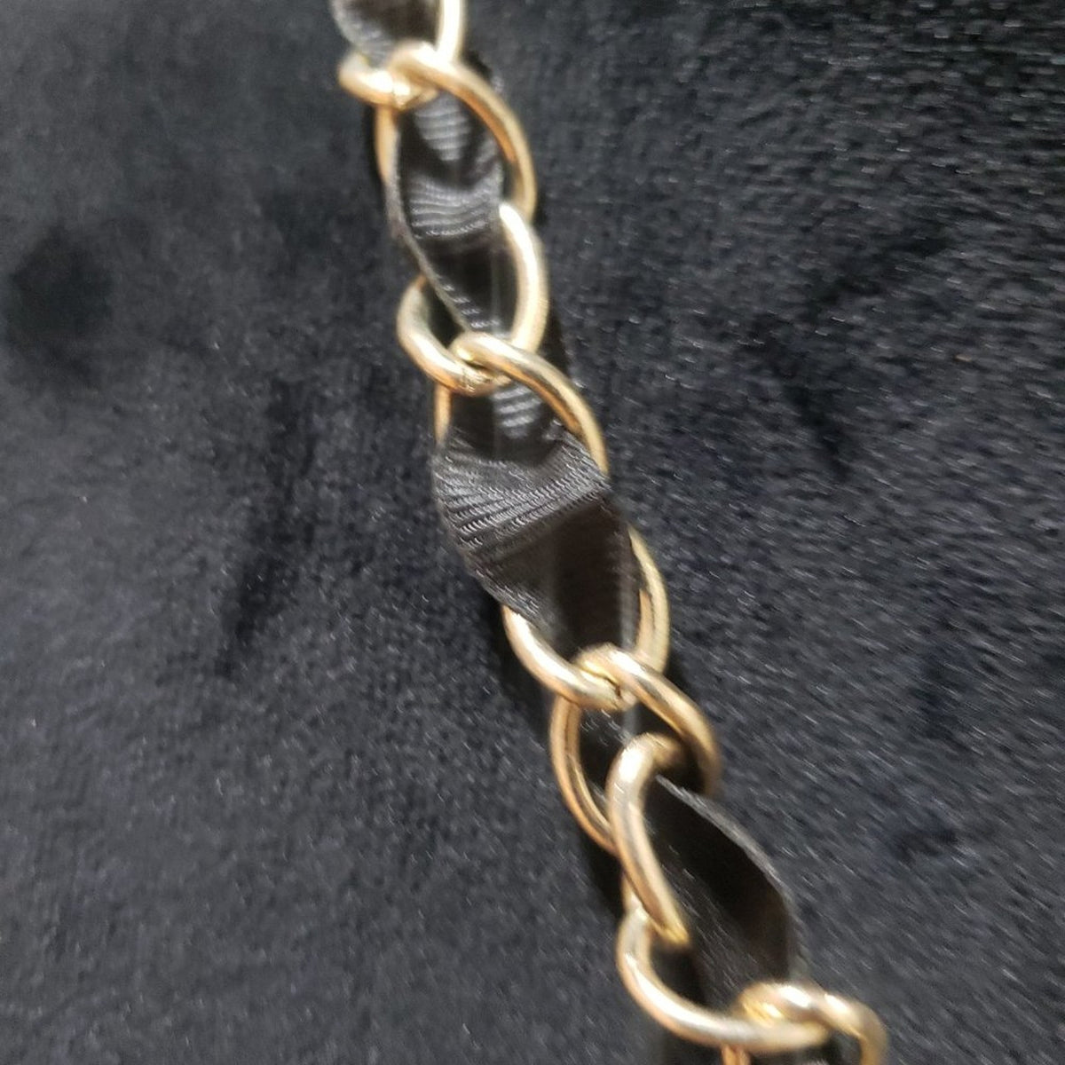 Fashion Gold Tone Link Chain Pink Stone Statement Necklace w/ Lobster Clasp