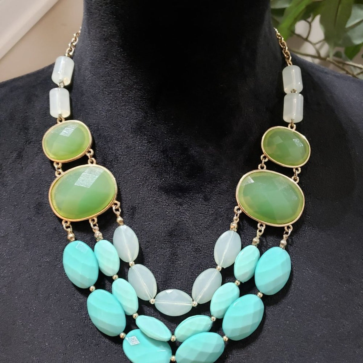 Womens Fashion Green and Blue Stones Statement Collar Necklace w/ Lobster Clasp