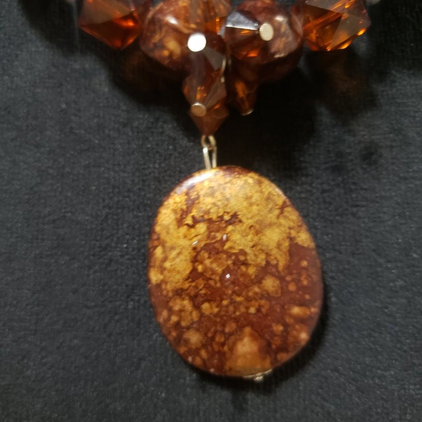 Women Fashion Brown Glass Stones Beaded Pendant Collar Necklace w/ Lobster Clasp