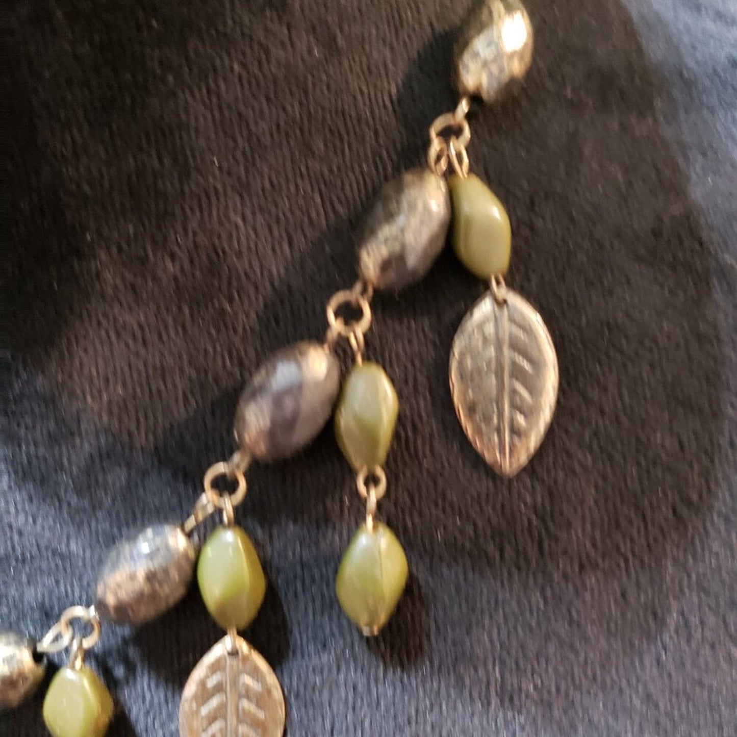 Womens Fashion Green Gold Beaded and Leaf Necklace Jewelry with Lobster Clasp