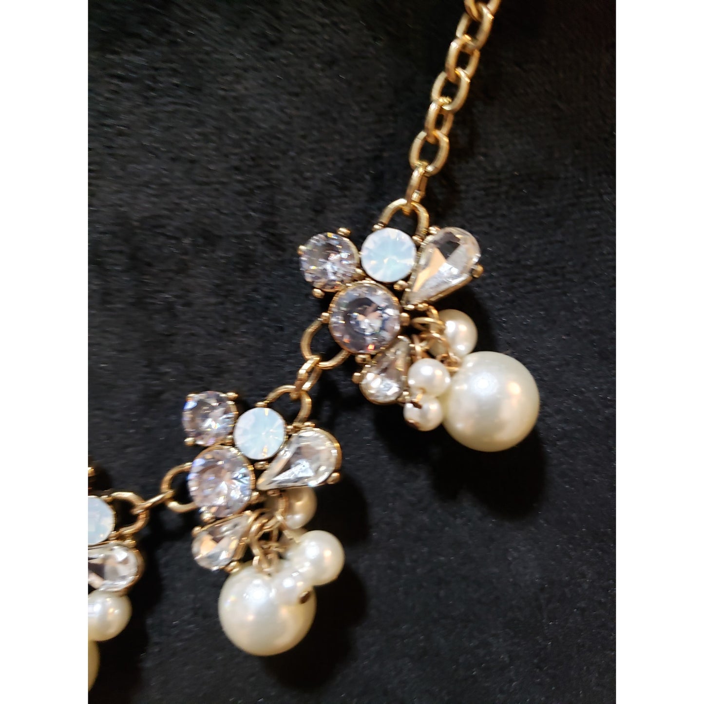 Women Gold Tone Cubic Zirconia Faux Pearl Floral Statement Necklace with Lobster