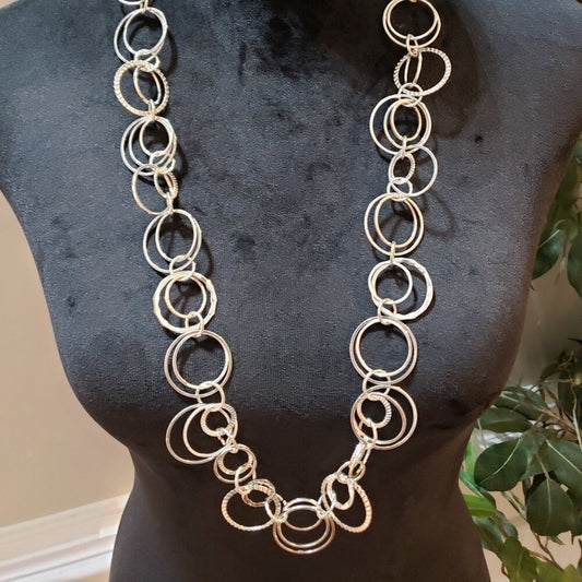 Womens Fashion Daisy Fuentes Gold Color Circular Links Necklace w/ Lobster Clasp