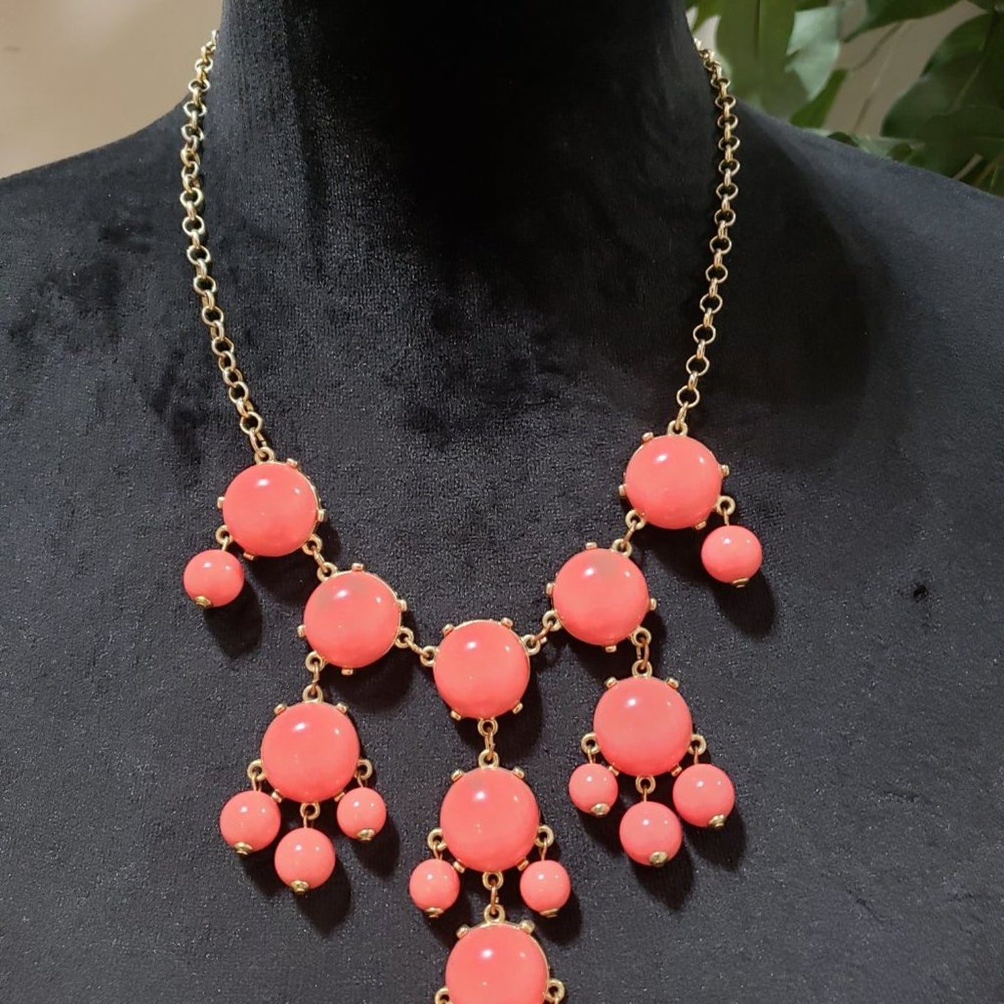Womens Fashion Pink Rhinestones Bubble Beaded Gold Tone Statement Bib Necklace