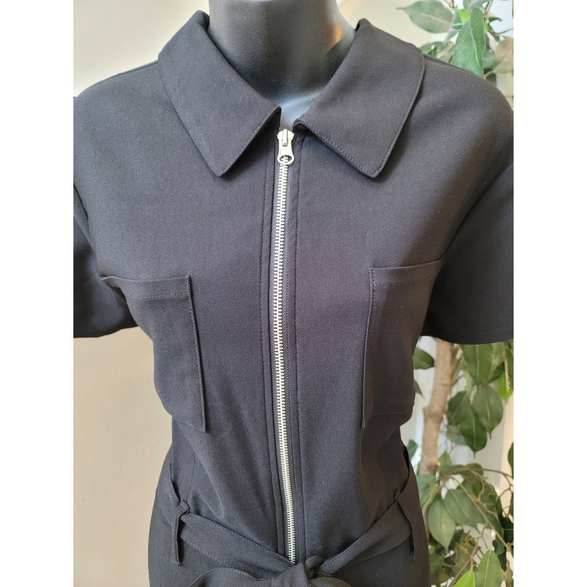 No Boundaries Jumpsuit Women’s Size XXL Black Short Sleeves Front Pockets