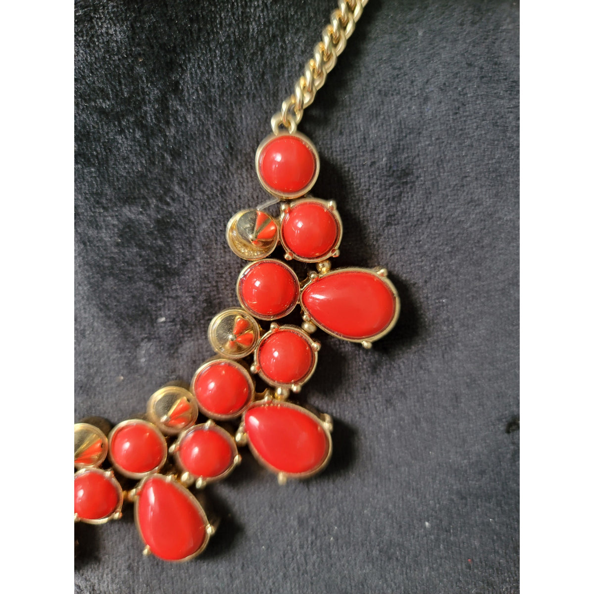 MIKA Gold Chain Necklace Red Teardrop Bead Bib Statement Jewelry Lobster Clasp