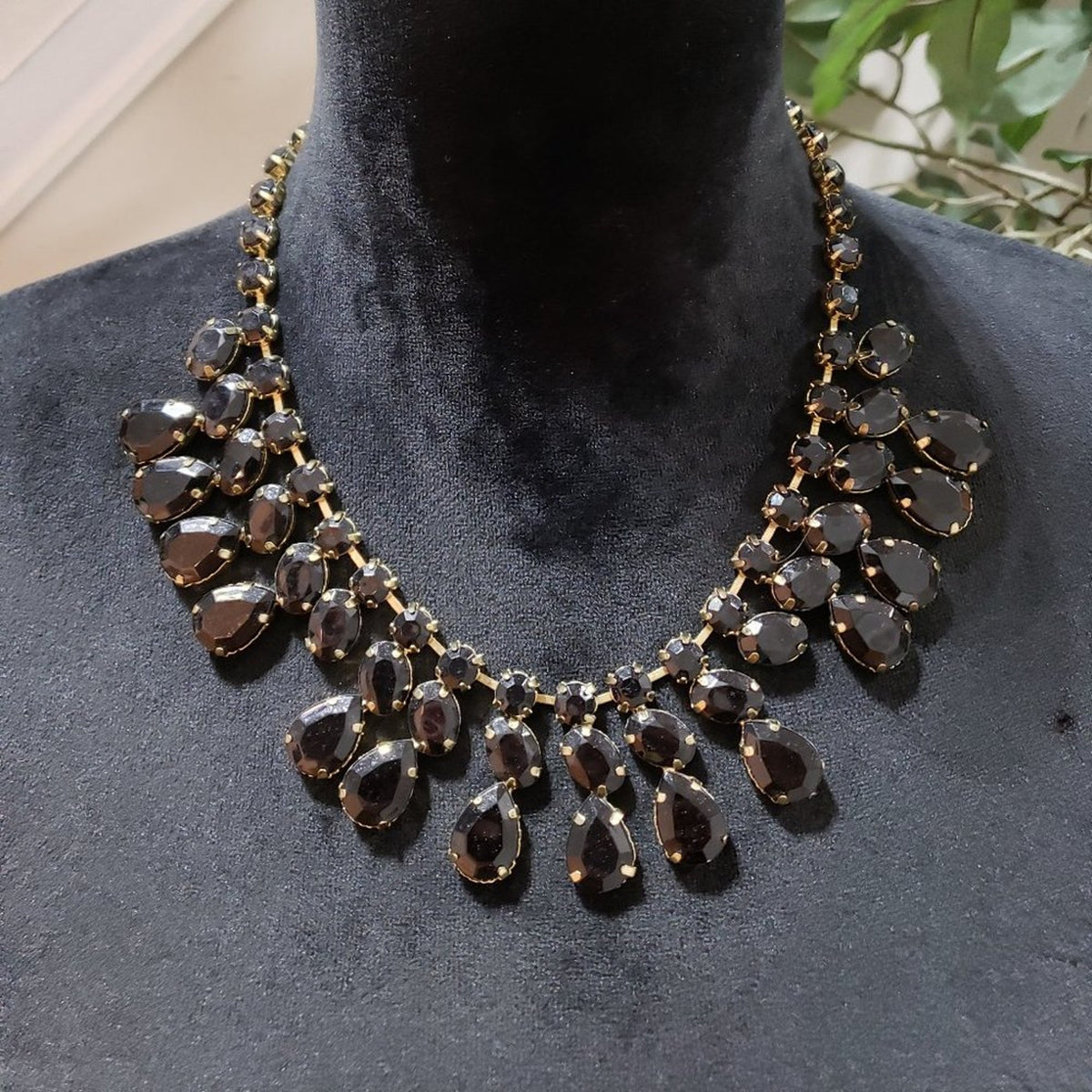 Gold Tone & Black Beaded Teardrop Statement Fashion Jewellery Necklace