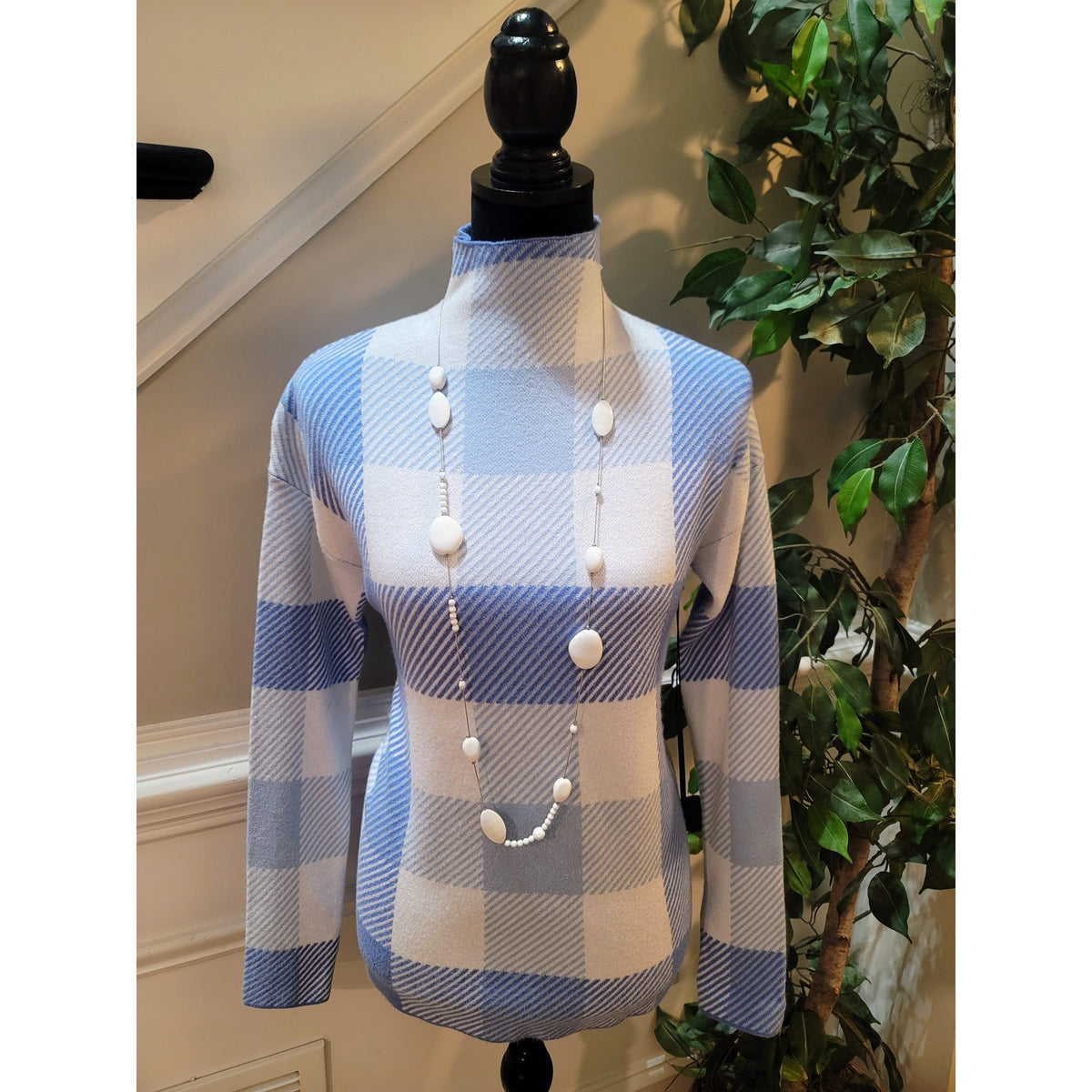 Tahari Pullover Sweater Women's Small White/Blue Gingham Long Sleeve Mock Neck
