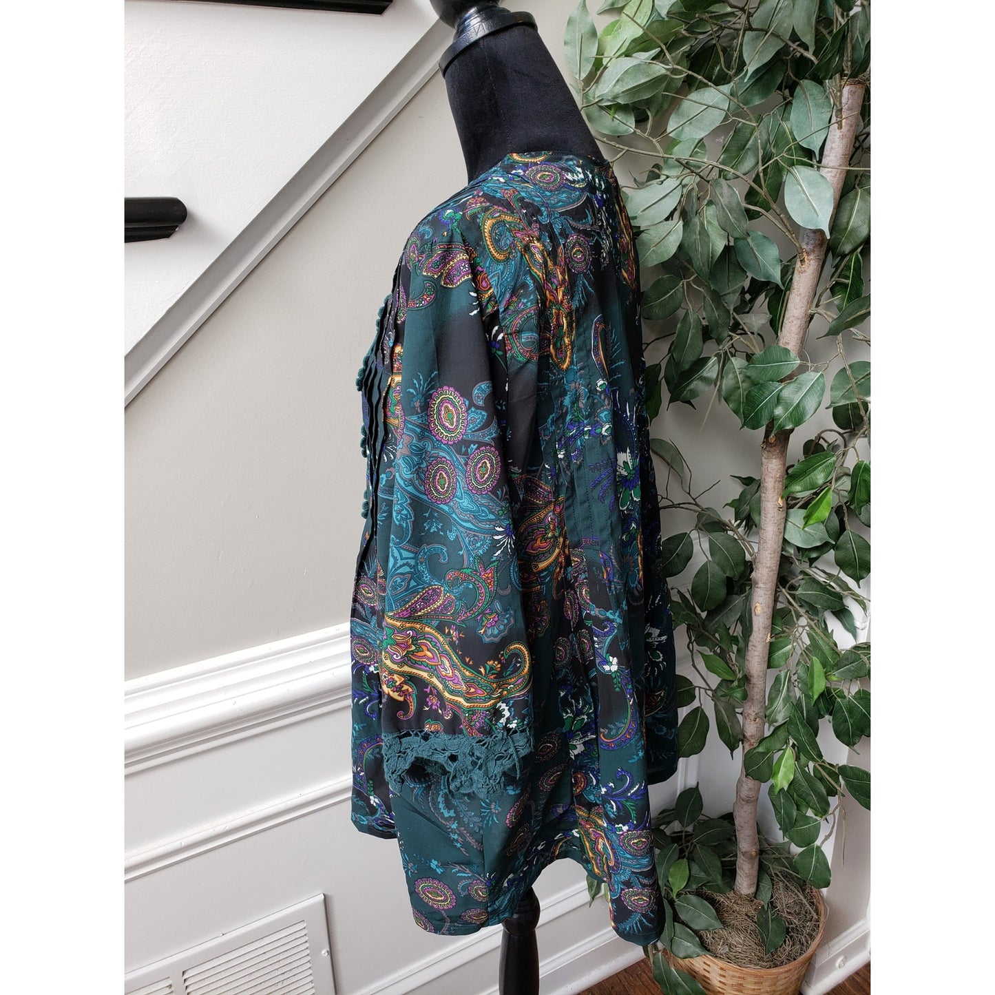 Denim 24/7 Tunic Top Womens 20W Green Paisley Lace Trim 3/4 Sleeve Button Front