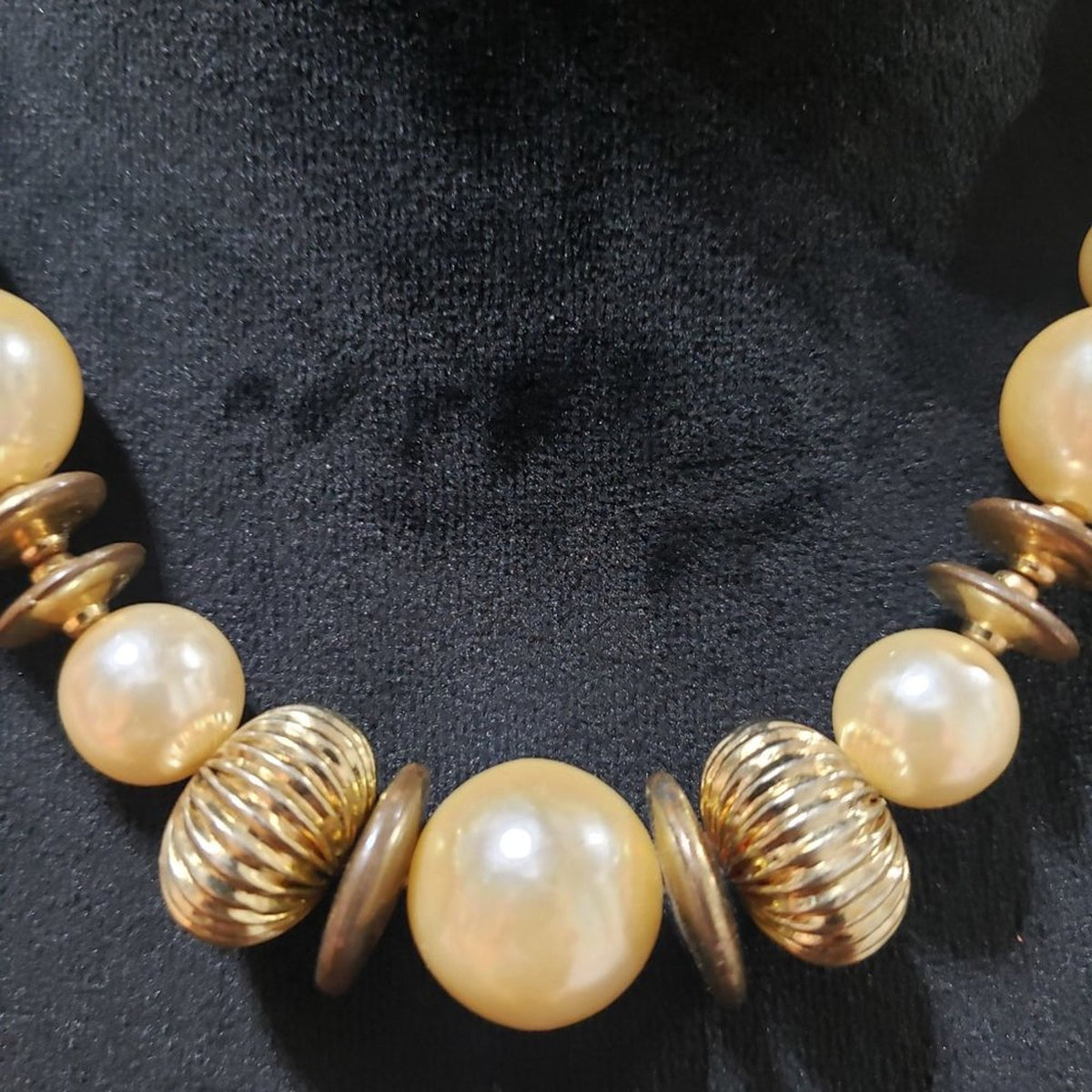 Women Fashion Elegant Faux Pearl Beaded Choker Necklace with Lobster Clasp