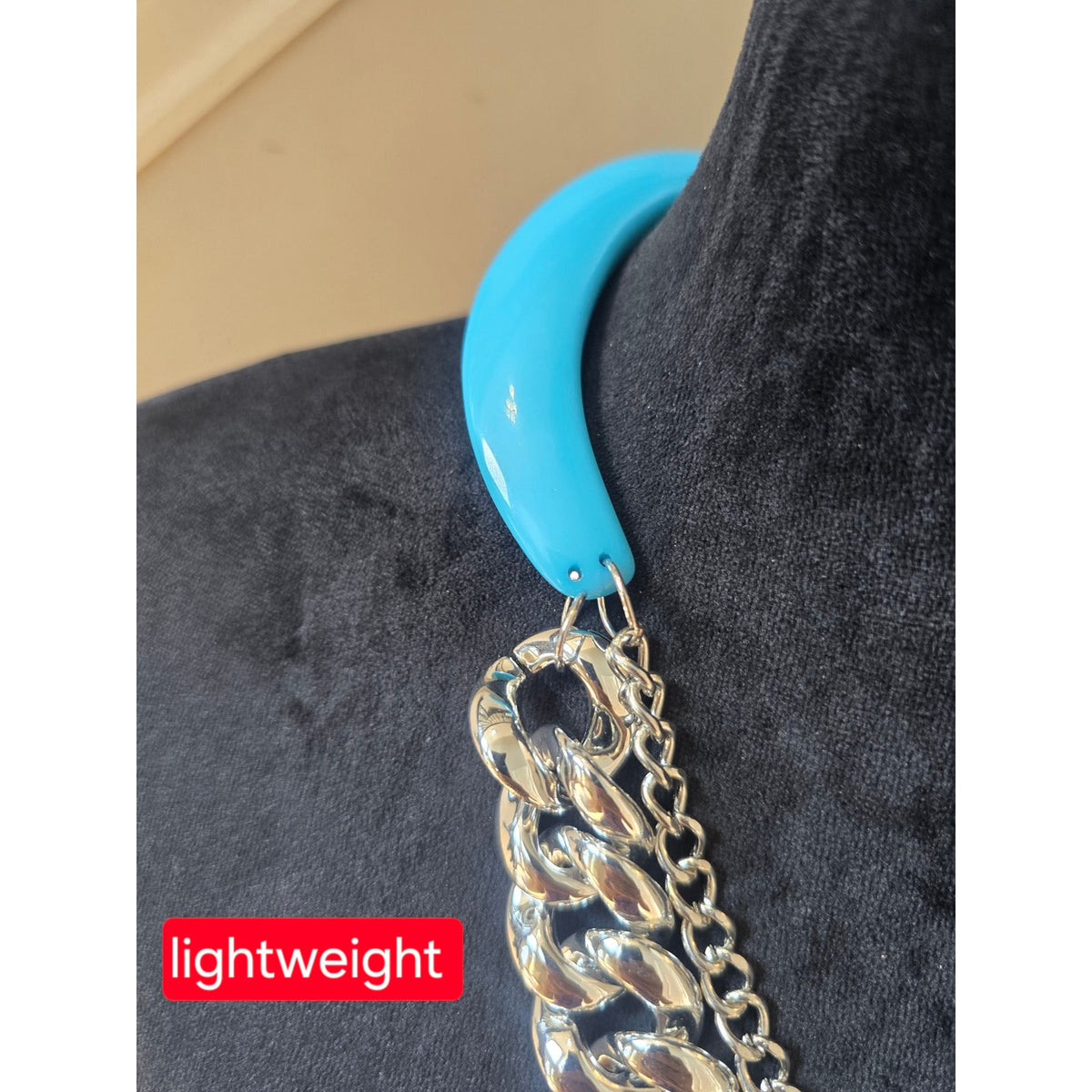 Lightweight Turquoise Blue Chunky Chain Statement Necklace SilverTone Fashion