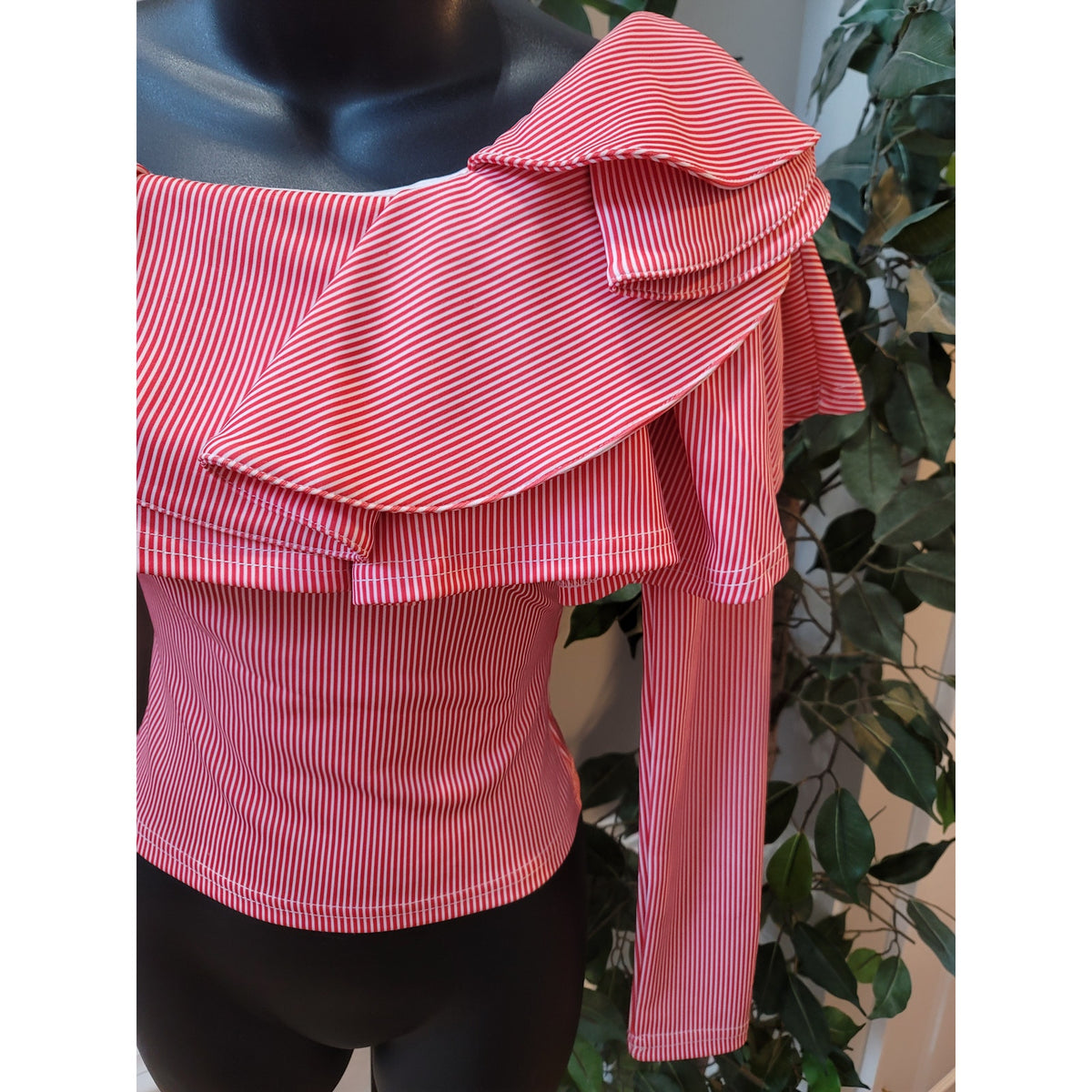 Banjul Blouse Women's Size M Red White Pinstripe Off Shoulder Ruffle Top