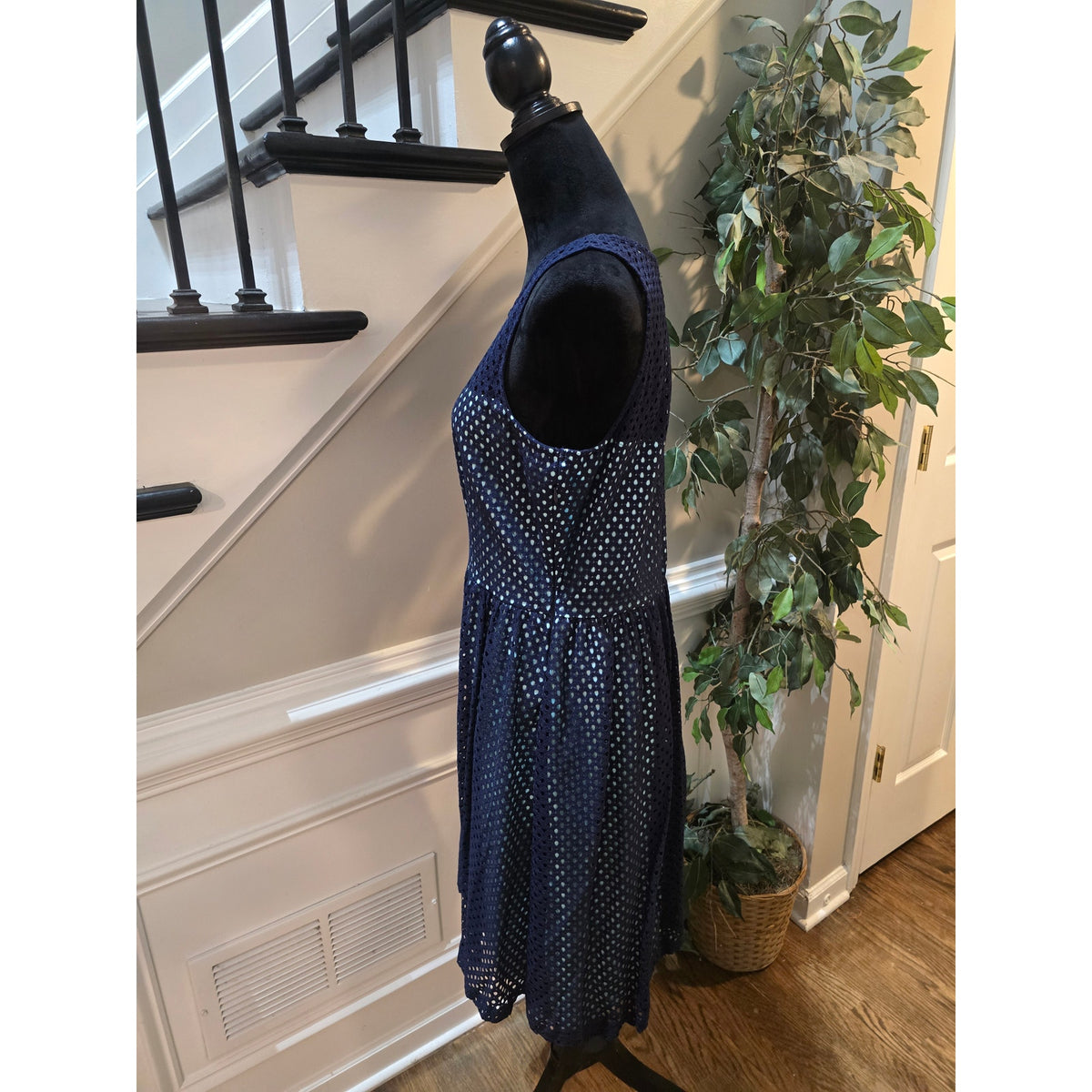 Maurices A-Line Dress Womens SZ 13/14 Blue Back Keyhole Pleated Lined Round Neck