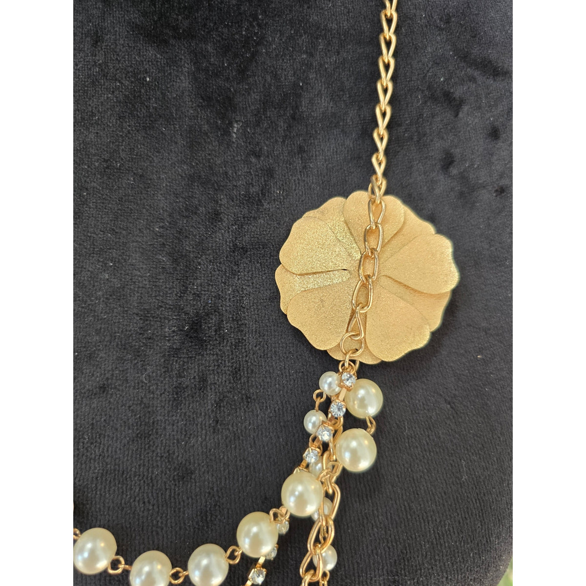 Lightweight Gold Tone Layered Chain Faux Pearl Flower Statement Necklace