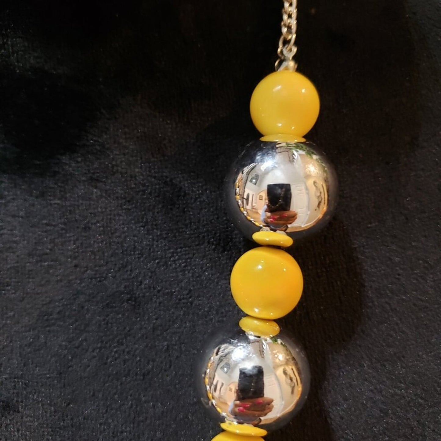 Womens Fashion Silver Yellow Graduated Bead Collar Necklace with Lobster Clasp