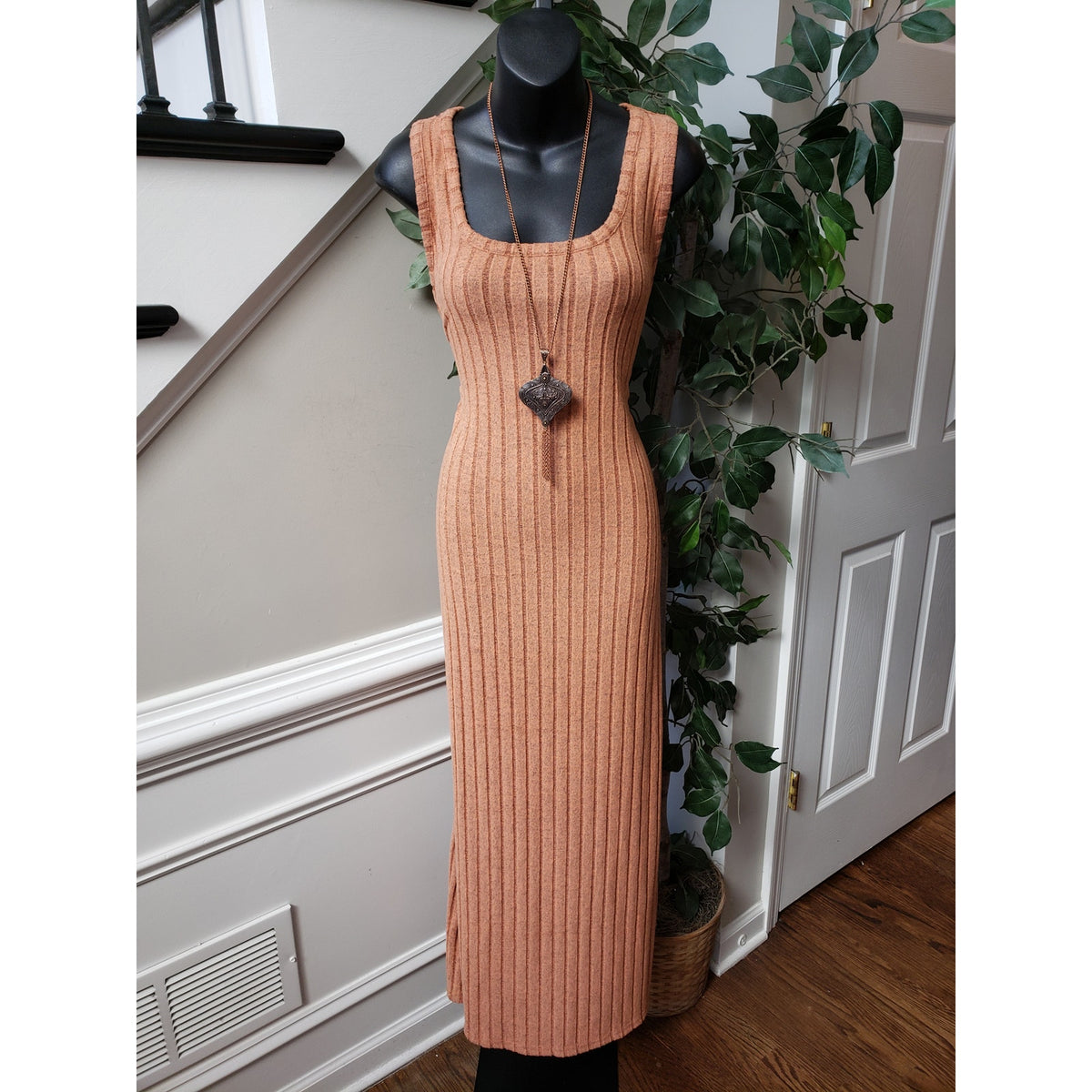 SHEIN Curve Long Maxi Dress Women's 2XL Ribbed Mermaid Hem Tank Maxi Scoop Neck