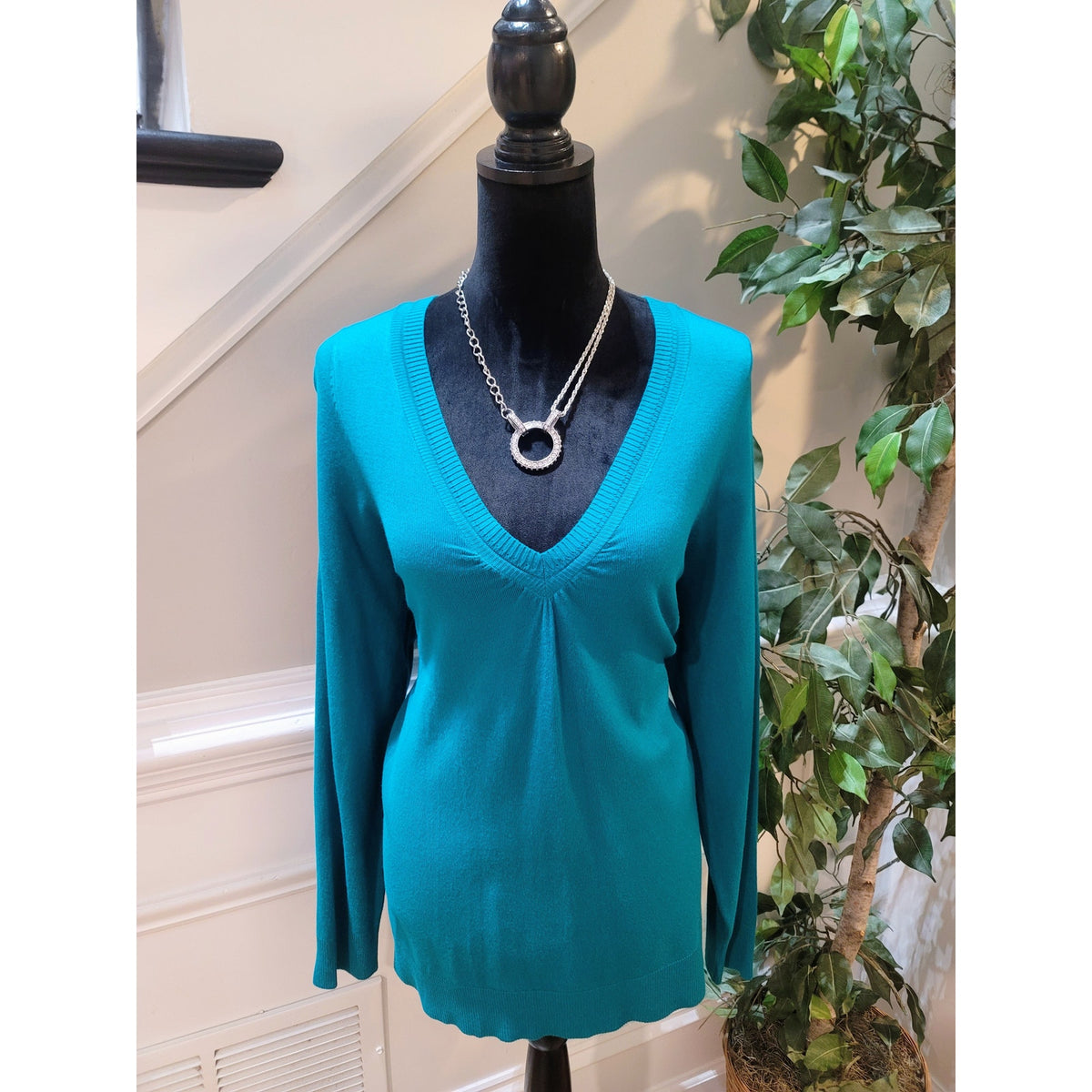 Lane Bryant Pullover Sweater Women's SZ 14/16 Teal Ribbed Hem V-Neck Long Sleeve