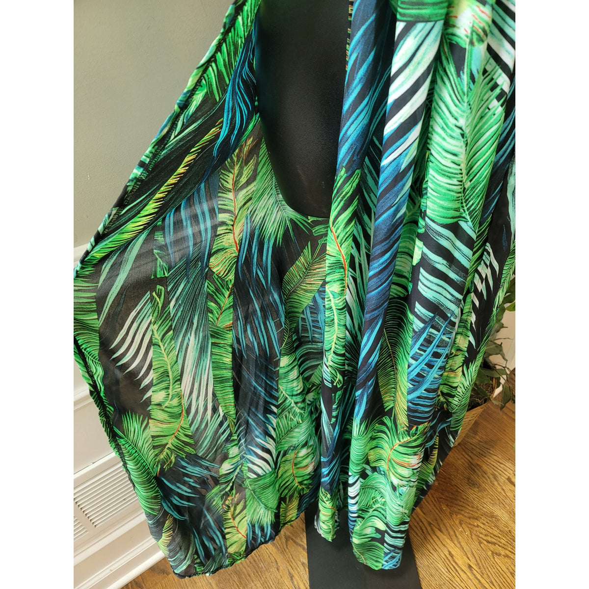 Shein Maxi Dress Women Small Green Black Tropical Halter Boho Summer Beachwear