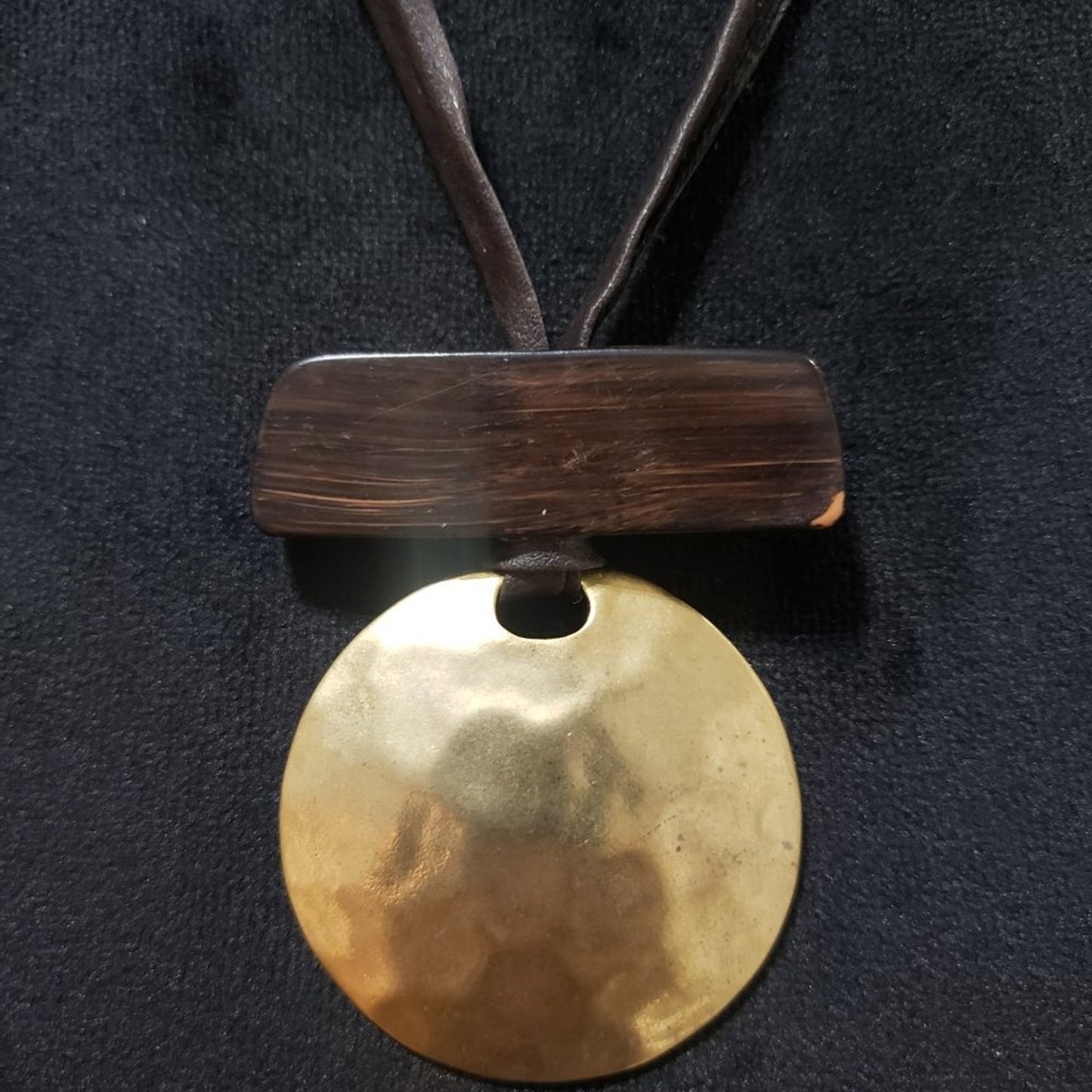 Women Fashion Boho Style Gold Tone Textured Large Circle Pendant Collar Necklace