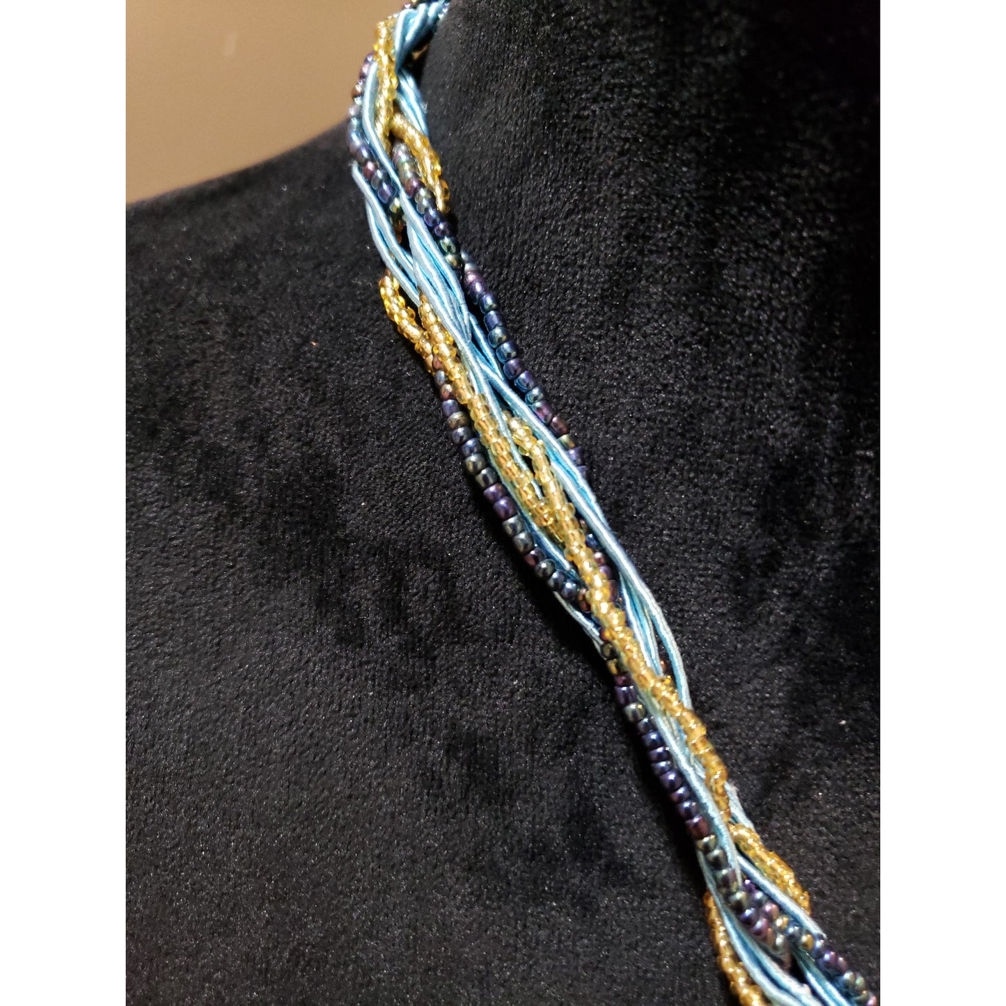 Womens Multilayer Seed Beads Twisted String Crackle Acrylic Pendant Necklace