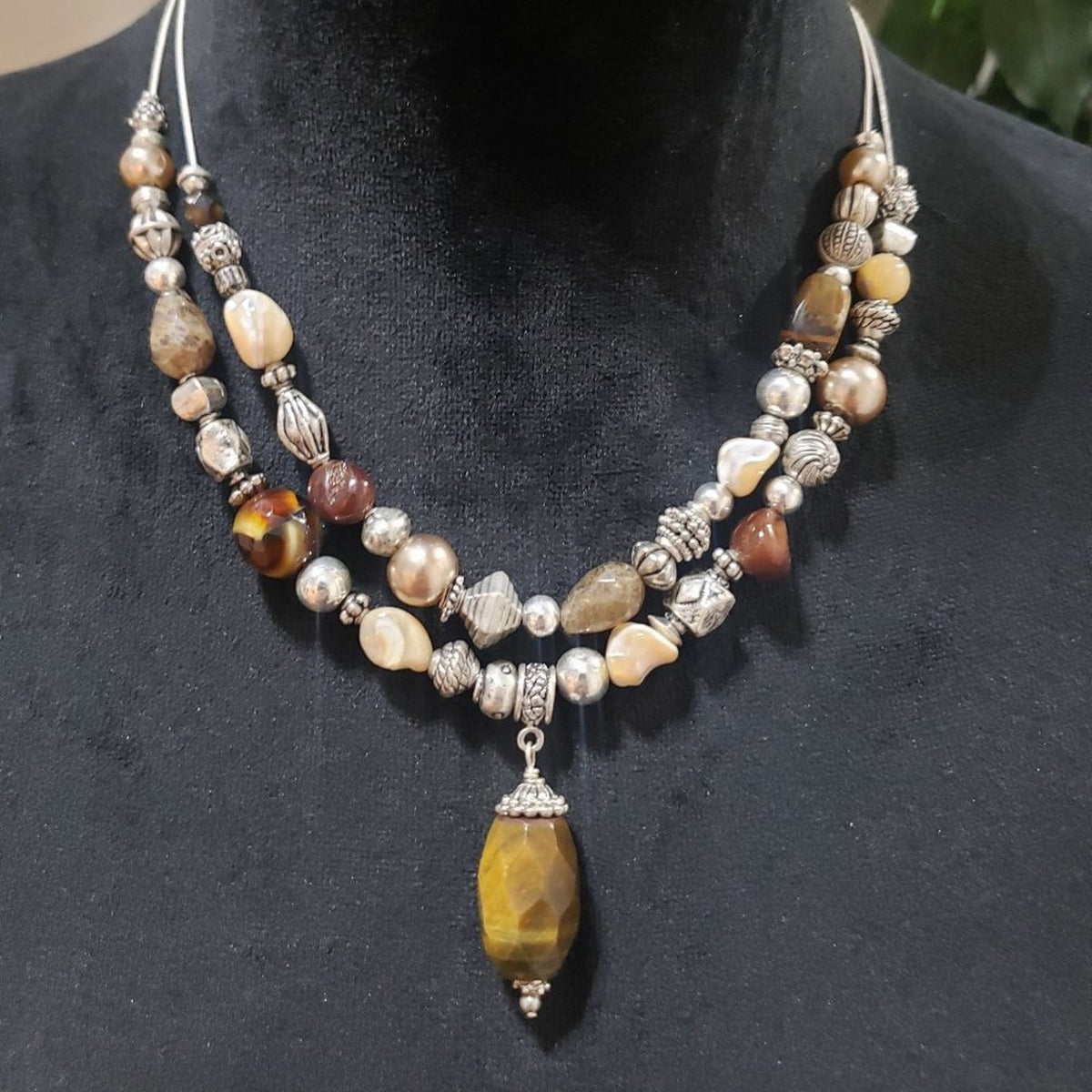 Women Fashion Double Strand Jasper Focal Stone Charm Beaded Pendant Necklace