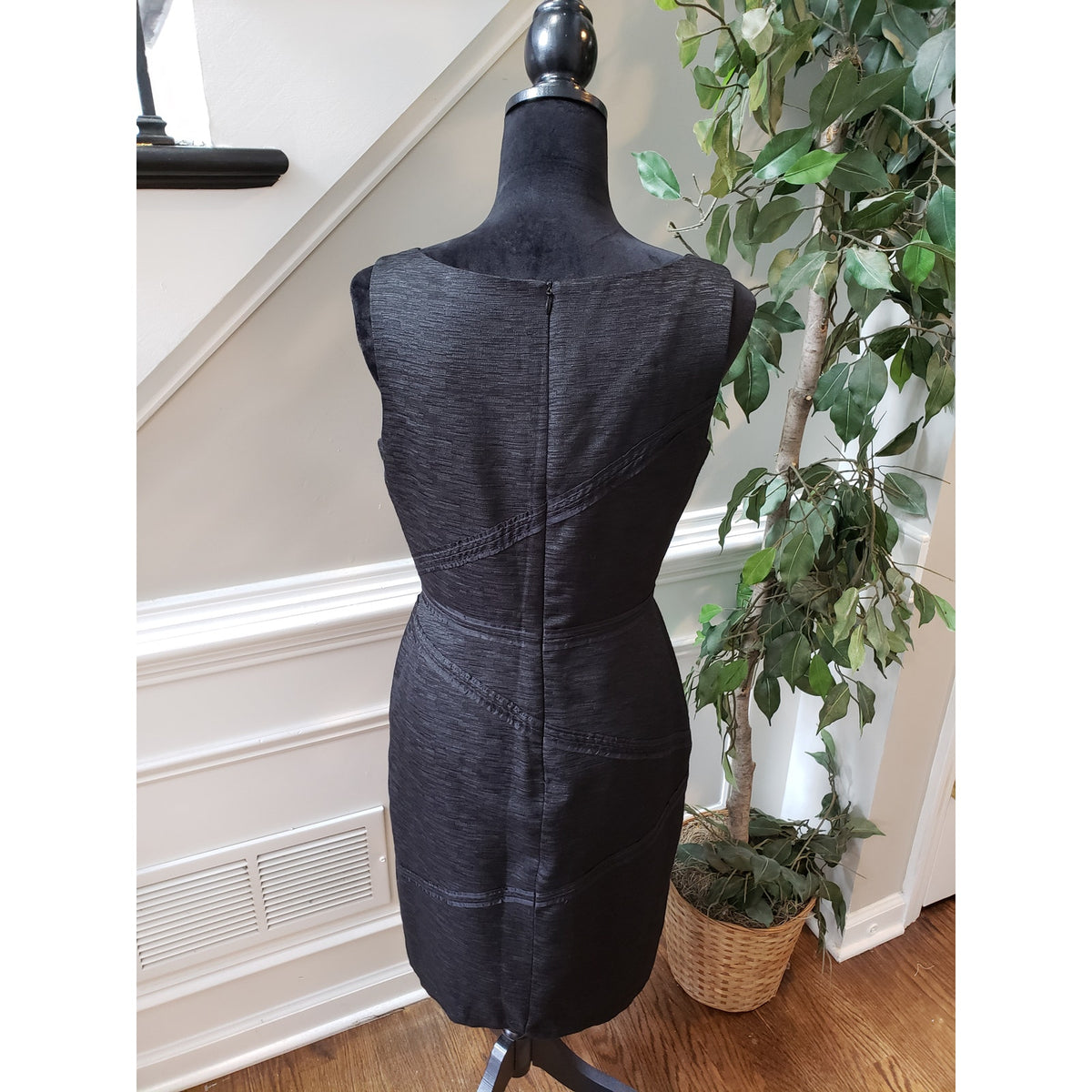 David Meister Dress Women Size 6 Black Sleeveless Sheath Textured Formal