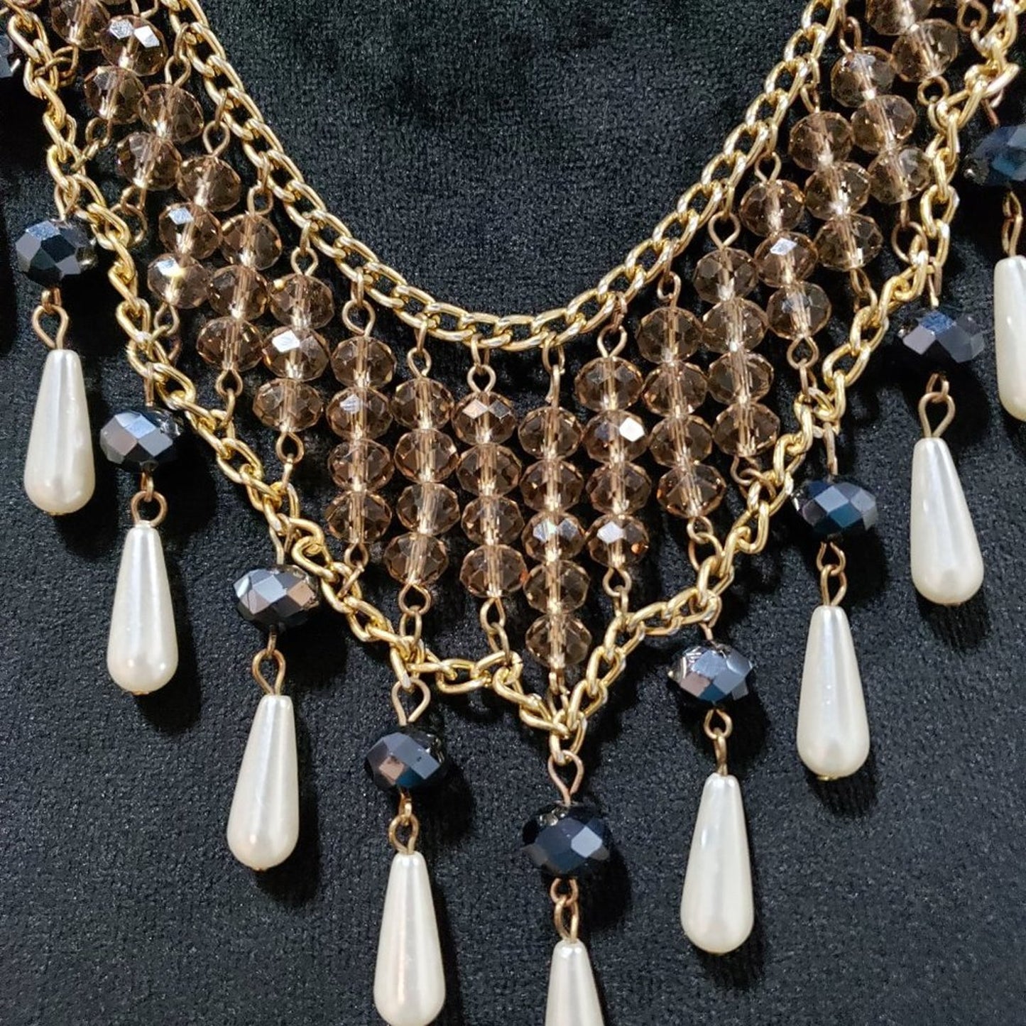 Womens Fashion Gold Tone Crystal Round Beads Collar Necklace with Lobster Clasp