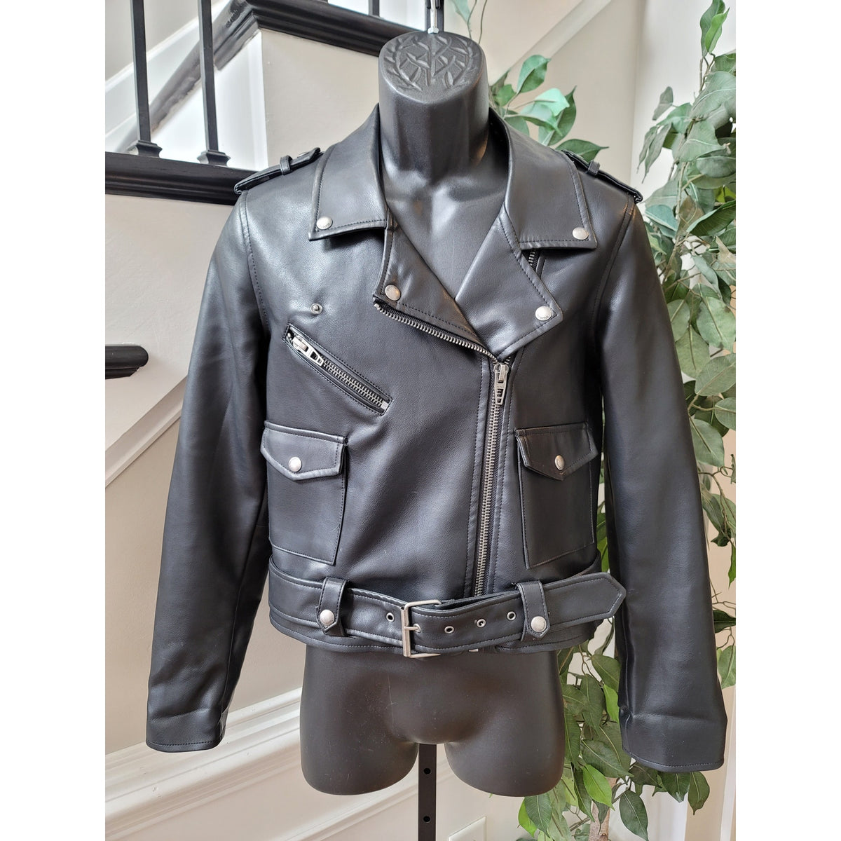 Blanknyc Belted Moto Jacket Men's Size M Black Leather Zippers Two Pockets