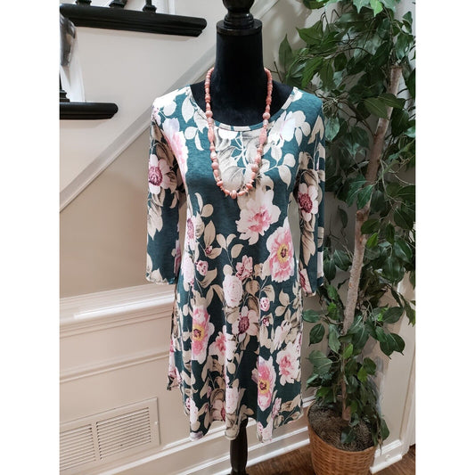 Women's Multicolor Floral Round Neck Casual Long Sleeve Knee Length Dress Medium