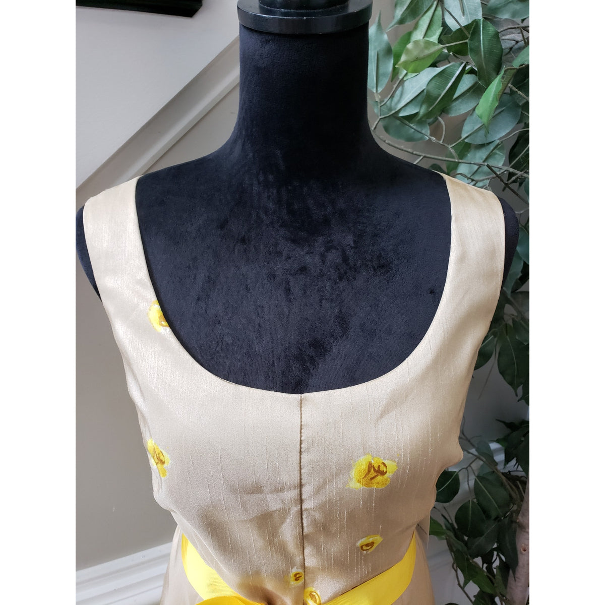 Annalee + Hope Shift Dress Womens 10 Yellow Floral Bow Waist Scoop Neck Back Zip