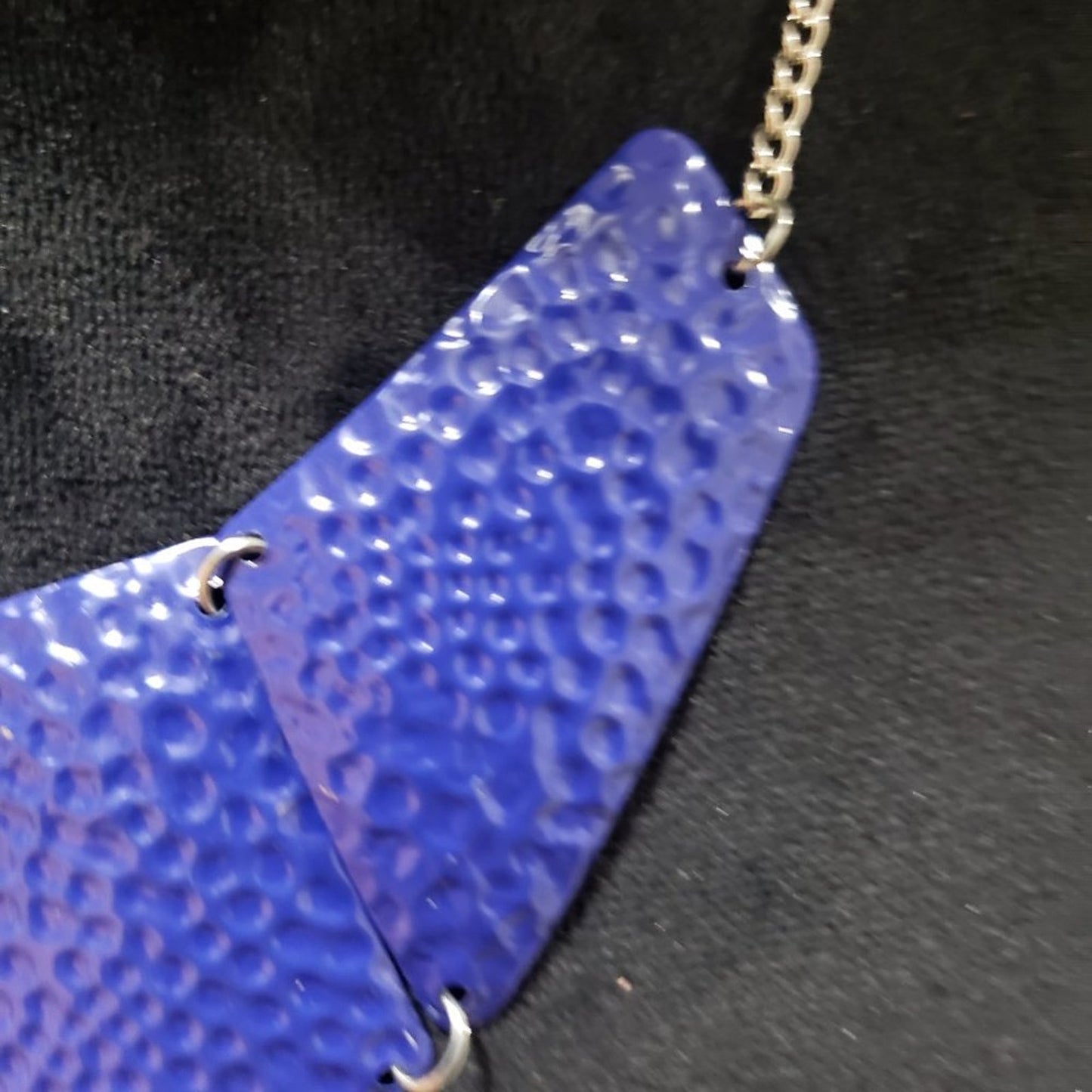 My Style Womens Fashion Blue Color Hammered Metal Collar Necklace with Lobster