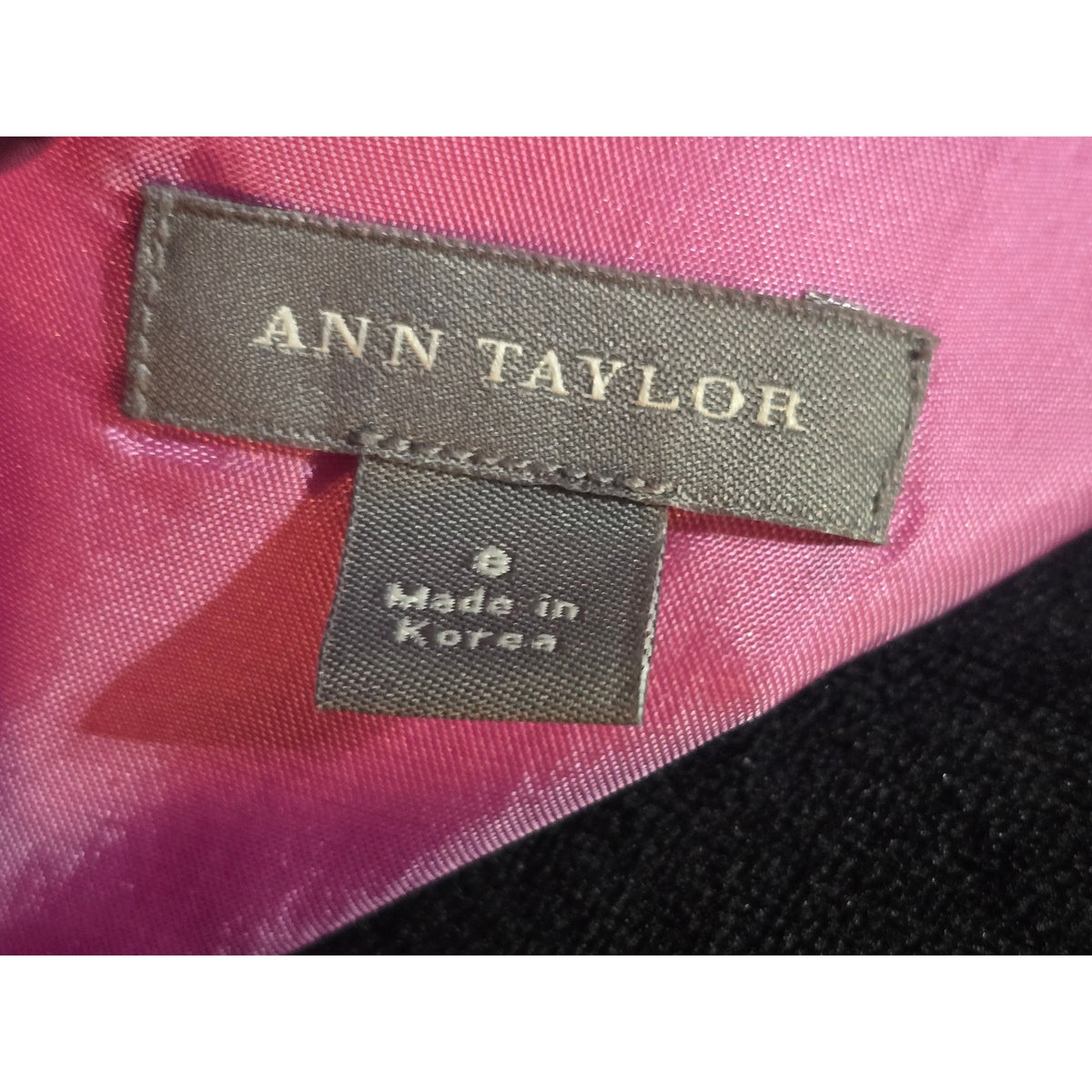 Ann Taylor Sheath Dress Womens SZ 8 Pink Floral Pleat Knee Scoop Neck Sleeveless