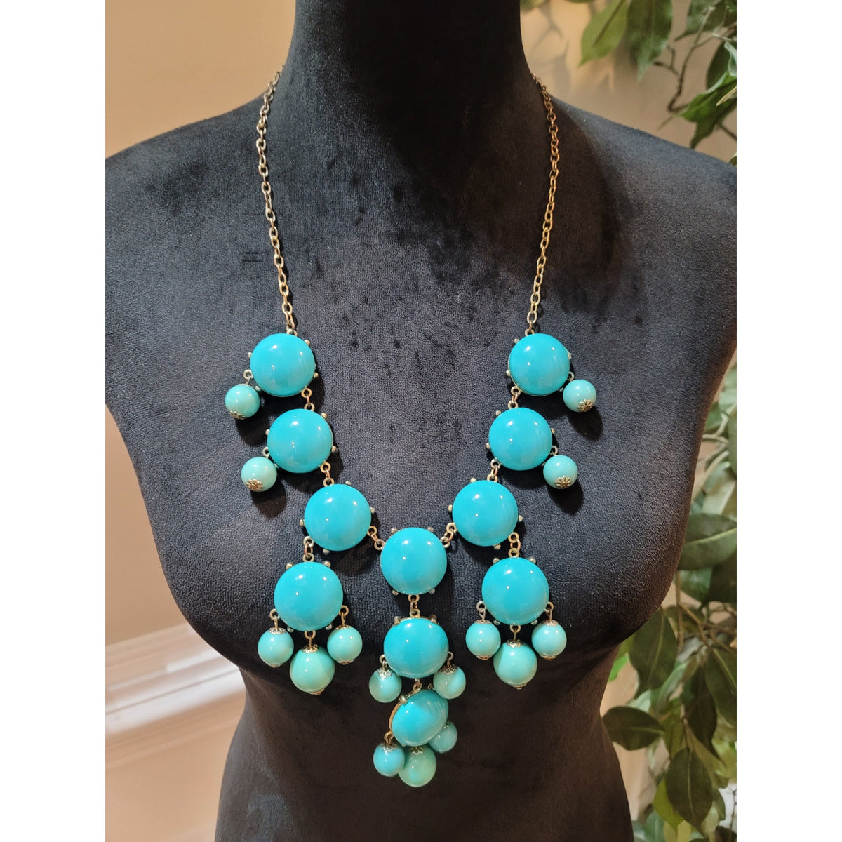 Women's Turquoise Beaded Statement Necklace With Lobster Clasp Lock Jewelry Gift