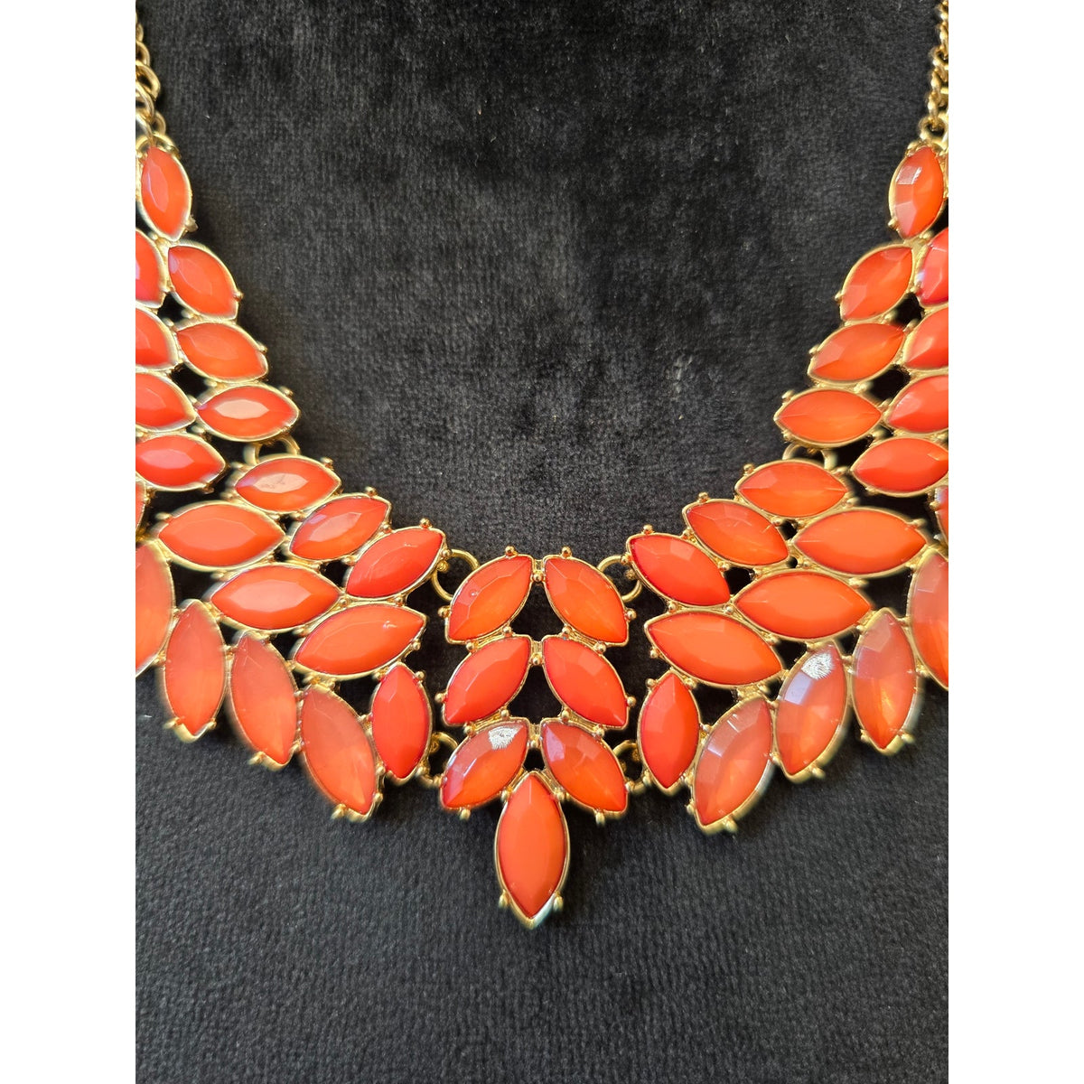 Gold Tone Coral Marquise-cut Acrylic Cluster Statement Necklace Evening Jewelry