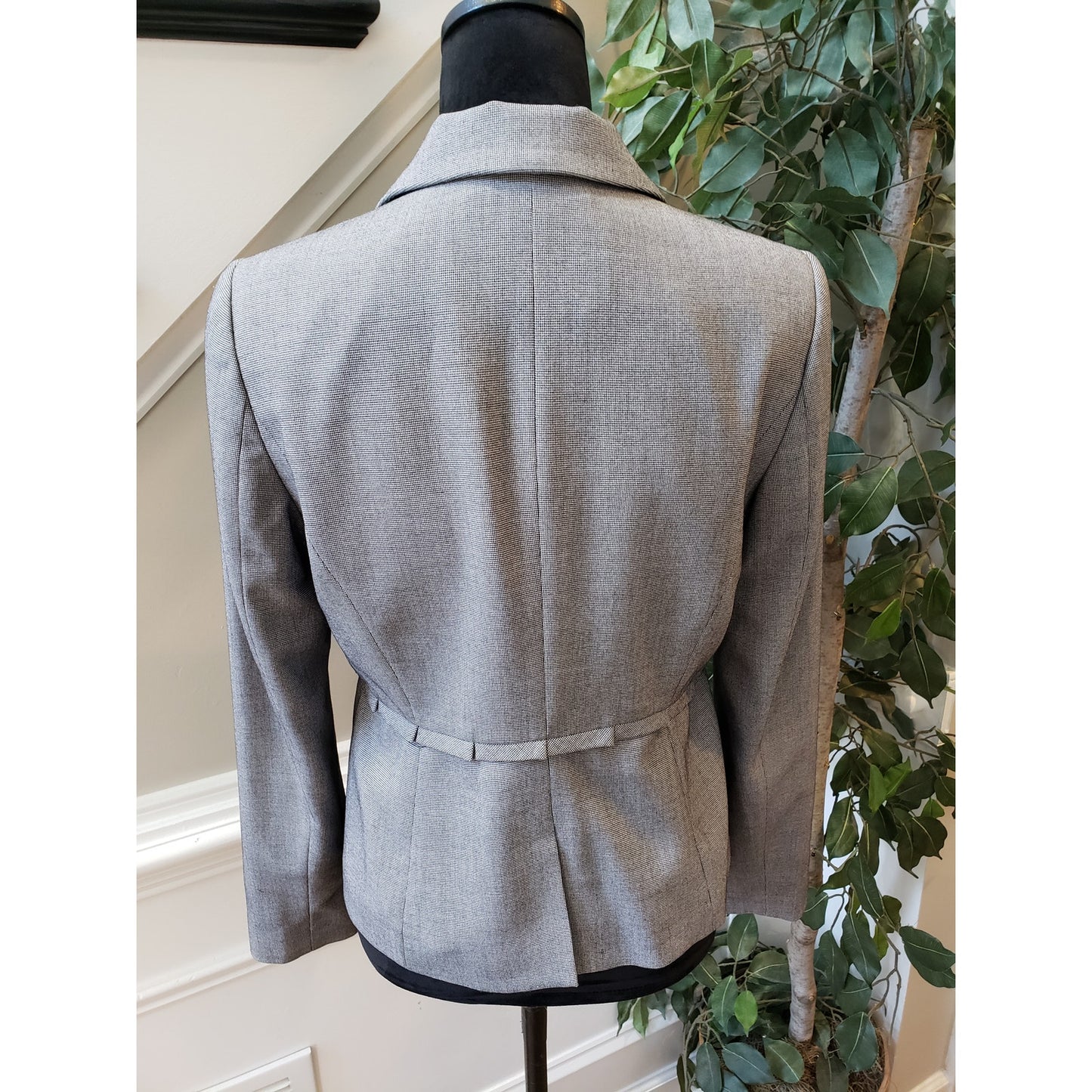 The Limited Blazer Jacket Womens S Gray Houndstooth Single Breasted Button Front