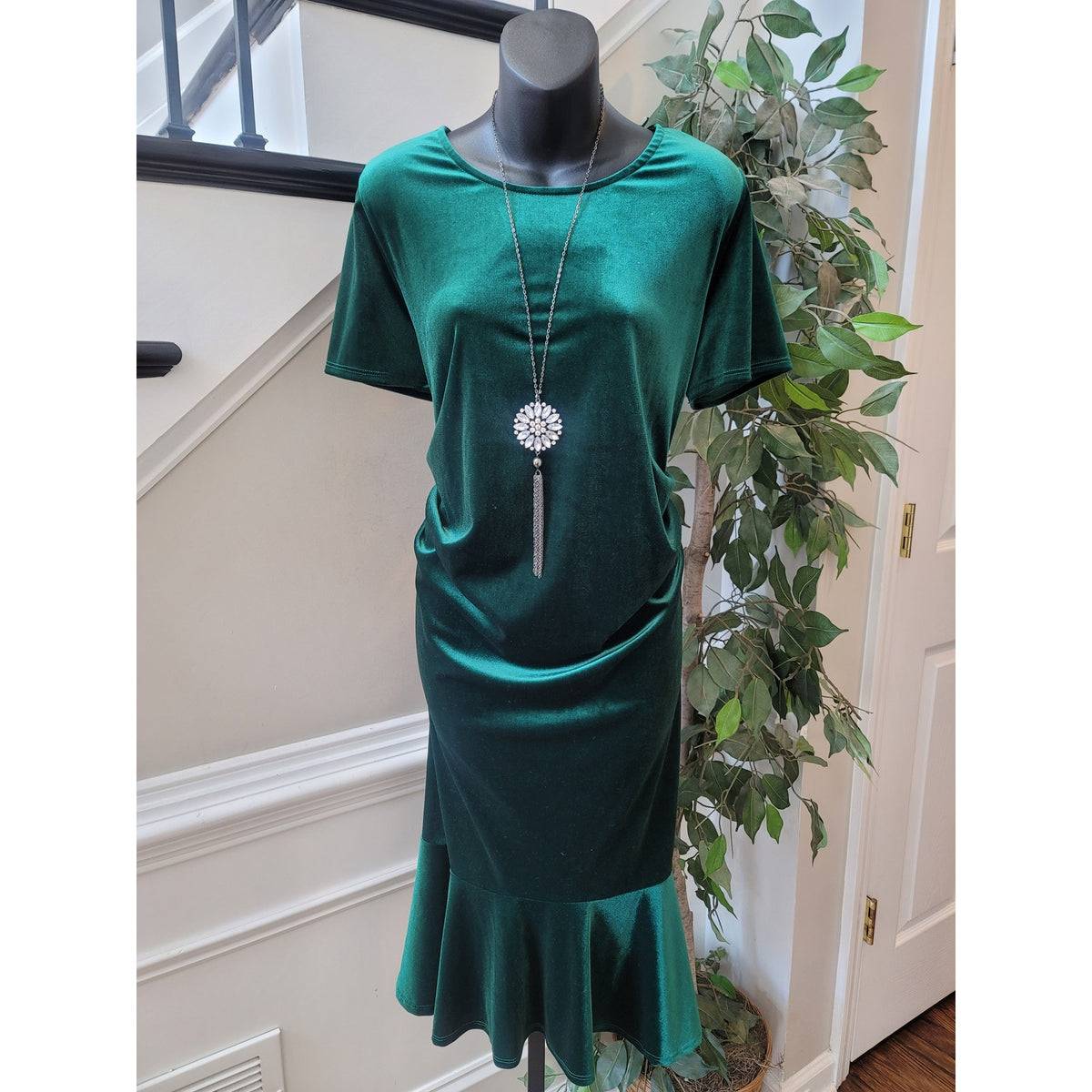 MY Bump Velvet Midi Dress Women's Size X-Large Emerald Green Short Sleeves