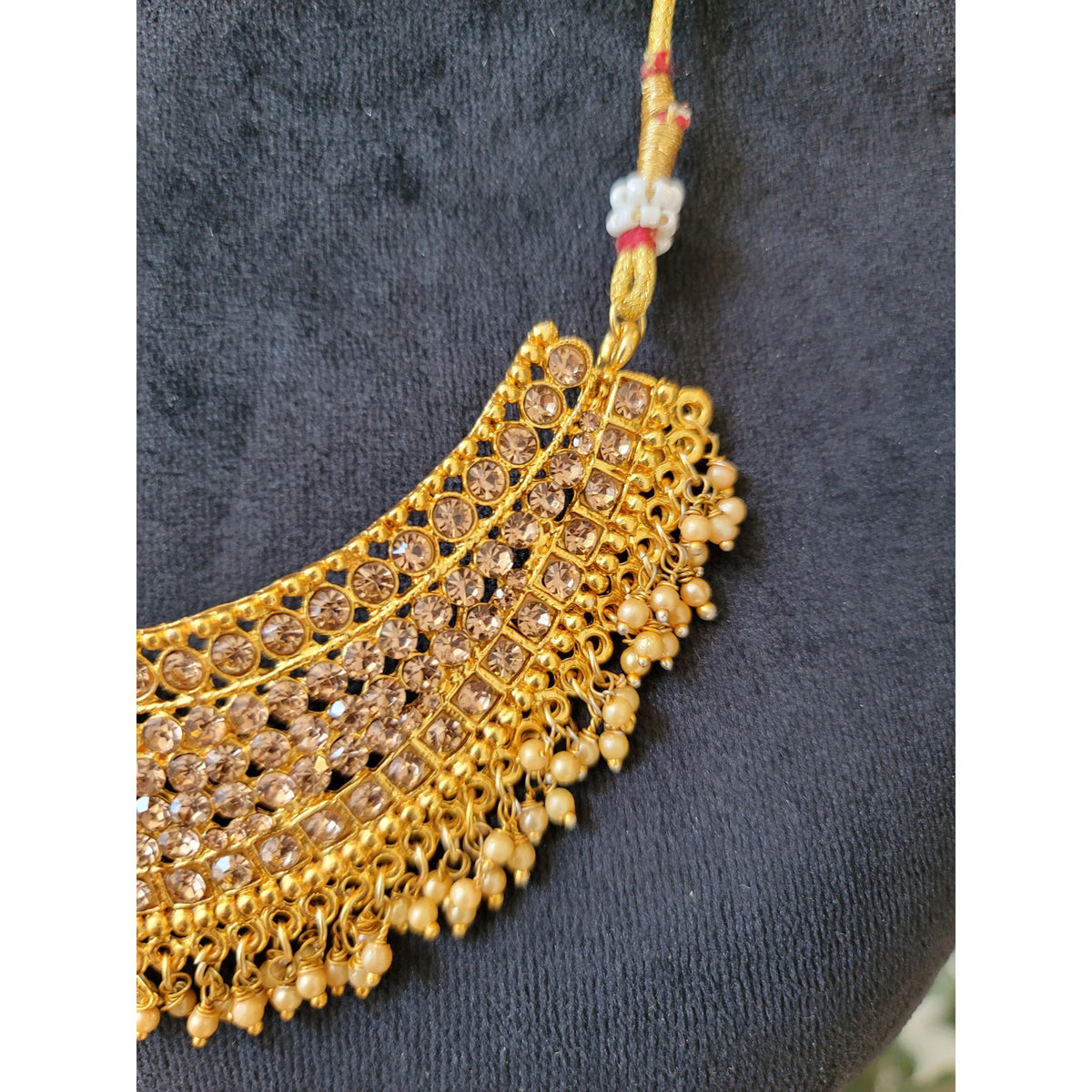 Women's Traditional Gold Plated Kundan Choker Necklace With Beaded Detailing