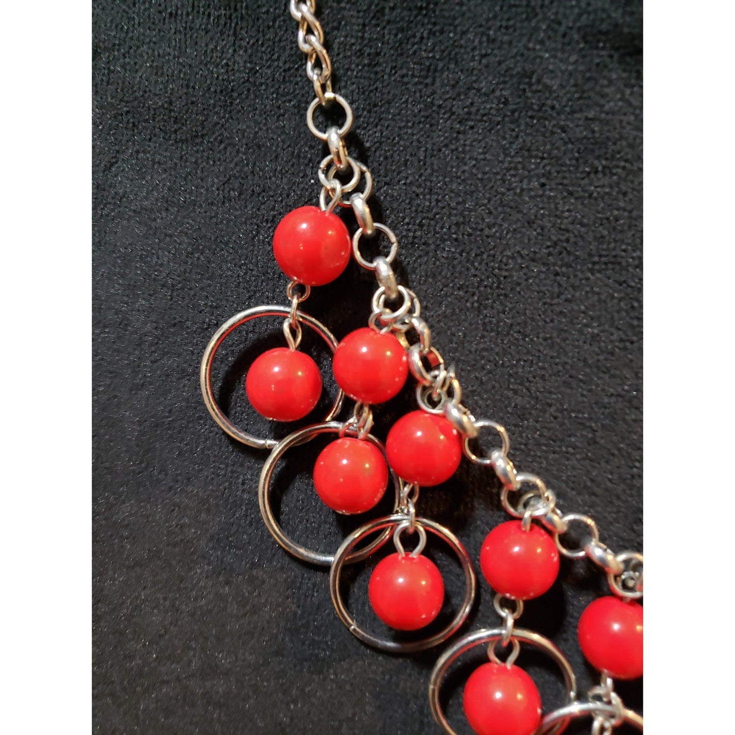 Womens Fashion Silver Tone Red Acrylic Beaded Circles Charm Necklace w/ Lobster