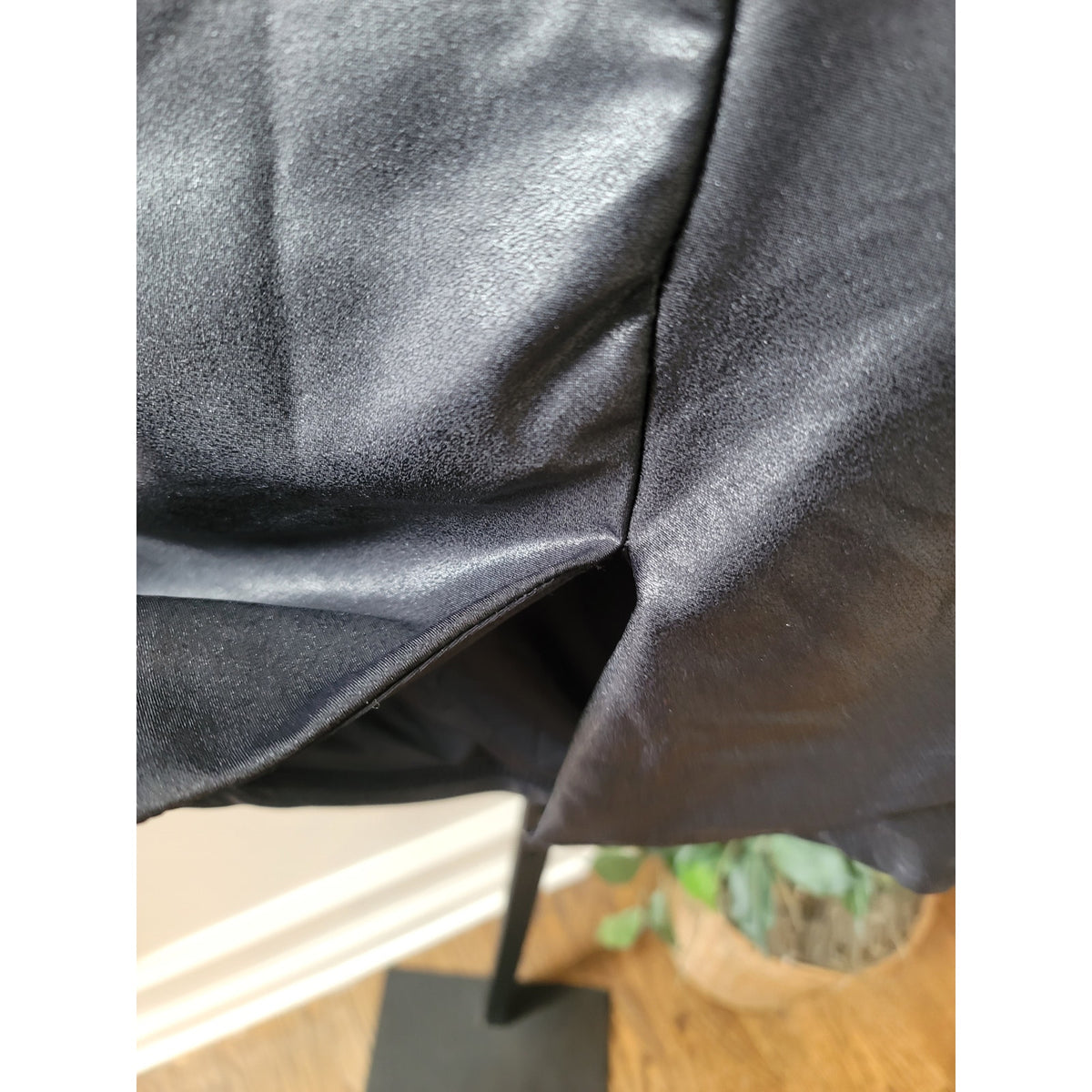 Naked Wardrobe Pencil Skirt Women's Medium Black Fully Lined Back Slit Stretch