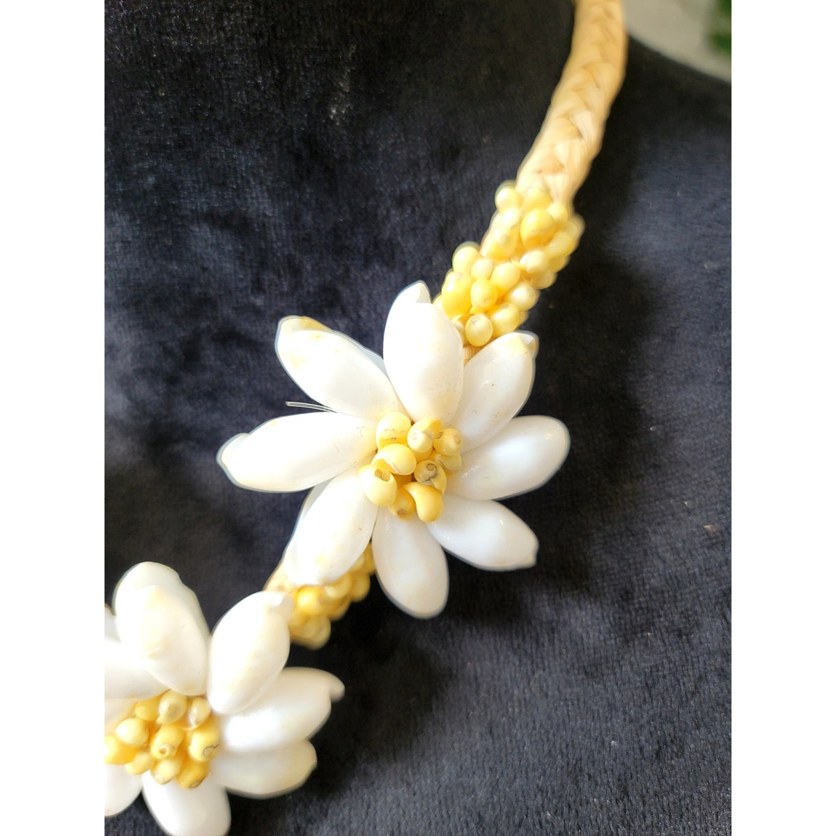 Yellow Beaded Necklace White Daisy Flower Statement Collar Spring Floral Jewelry