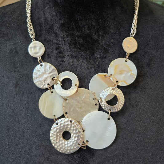 Womens Fashion White & Silver Linked Round Disc Necklace with Lobster Clasp
