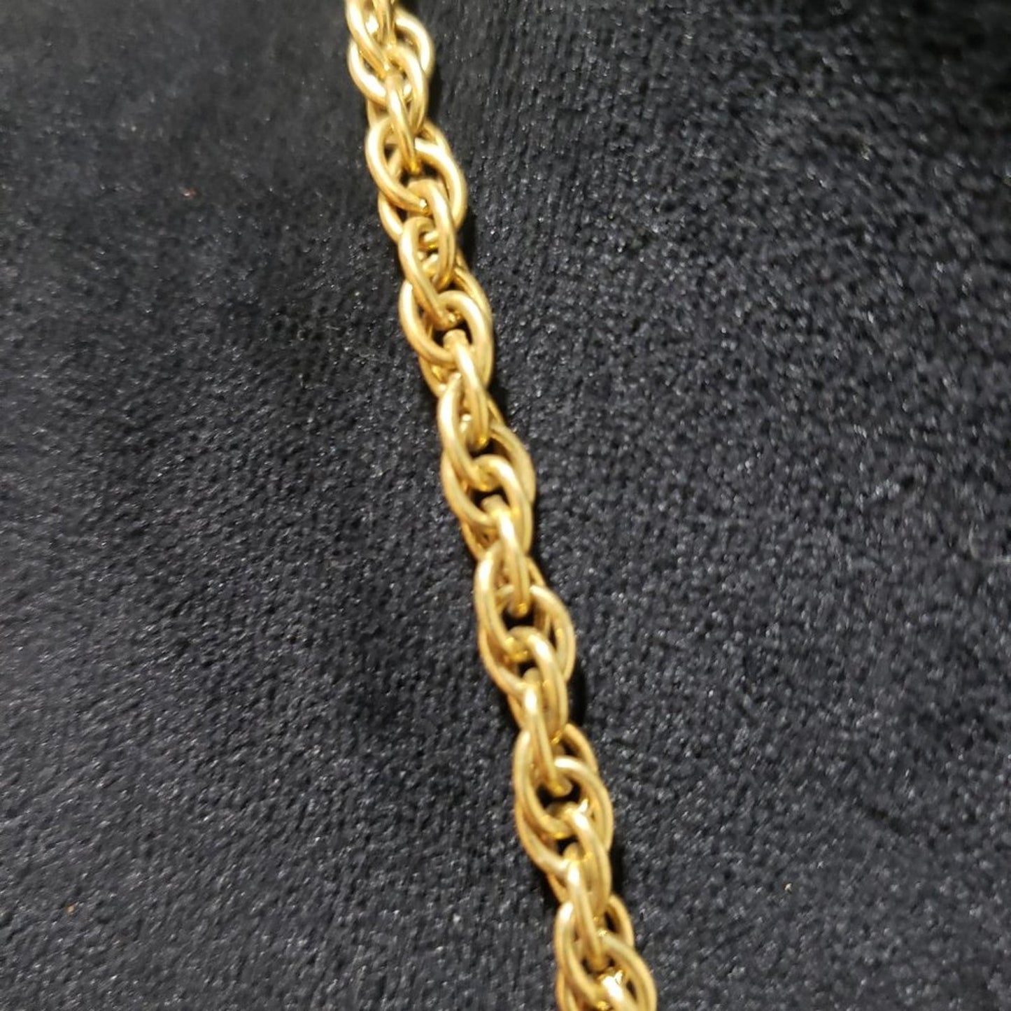 Women Fashion Gold Tone Chain Art Deco Filigree Pendant Necklace with Lobster