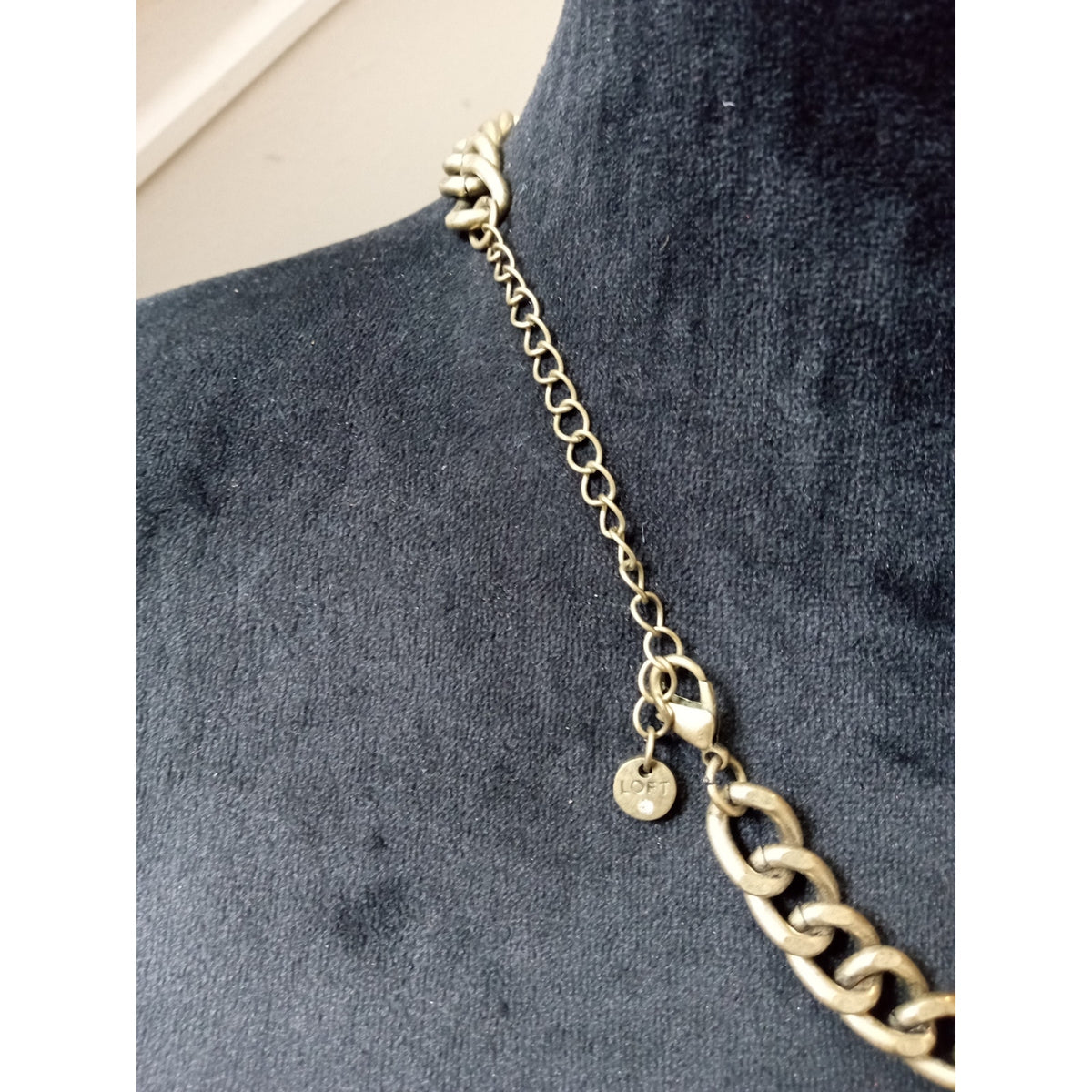 Loft Gold Tone Chunky Chain Rhinestone Statement Necklace Crystal Bib Collar
